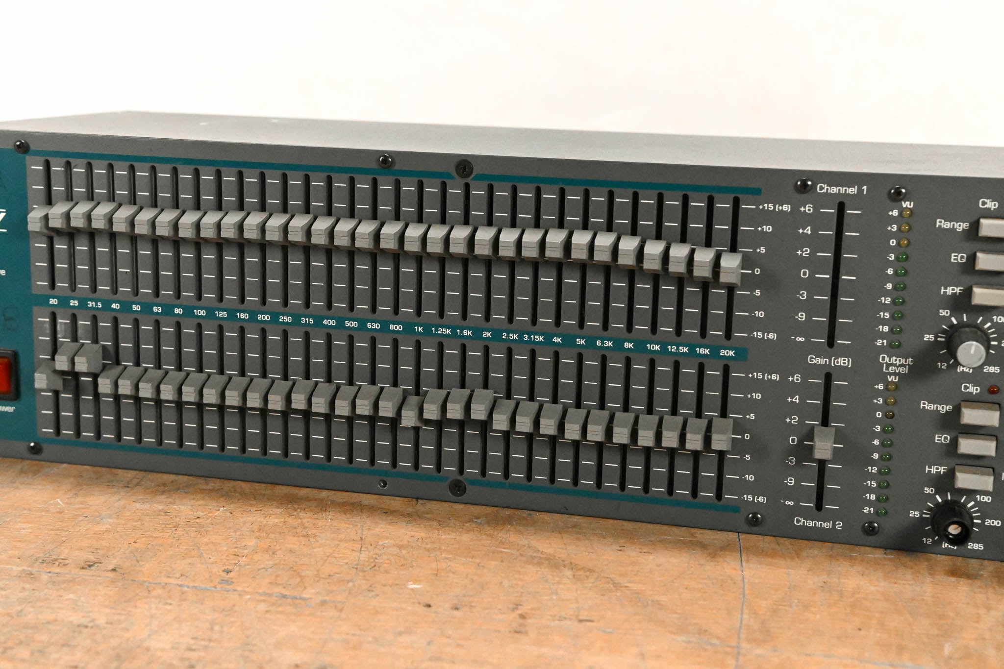 Ashly GQX-3102 2-Channel 31-Band Graphic Equalizer