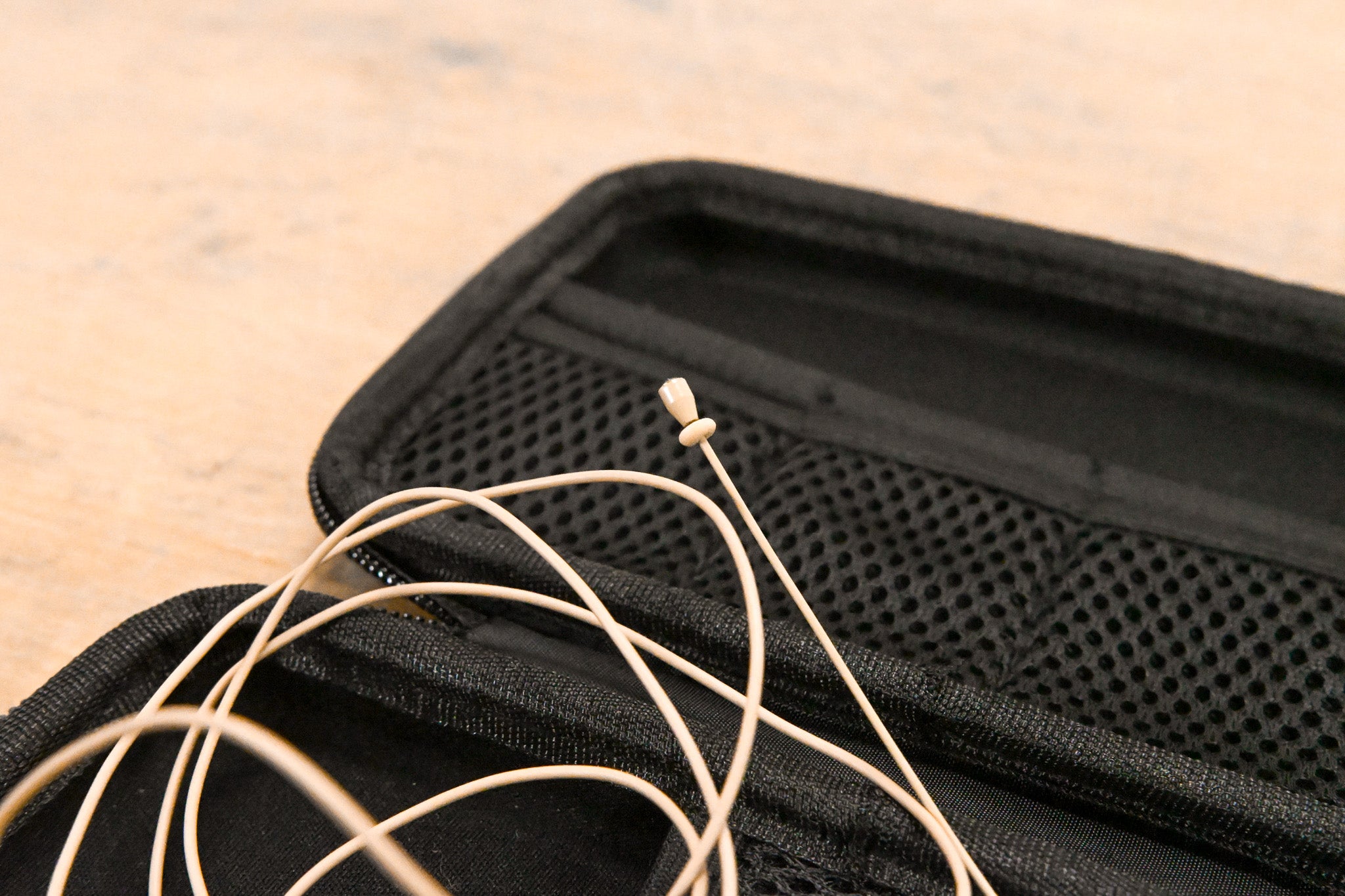 Samson SE10 Earset Microphone with Miniature Condenser Capsule