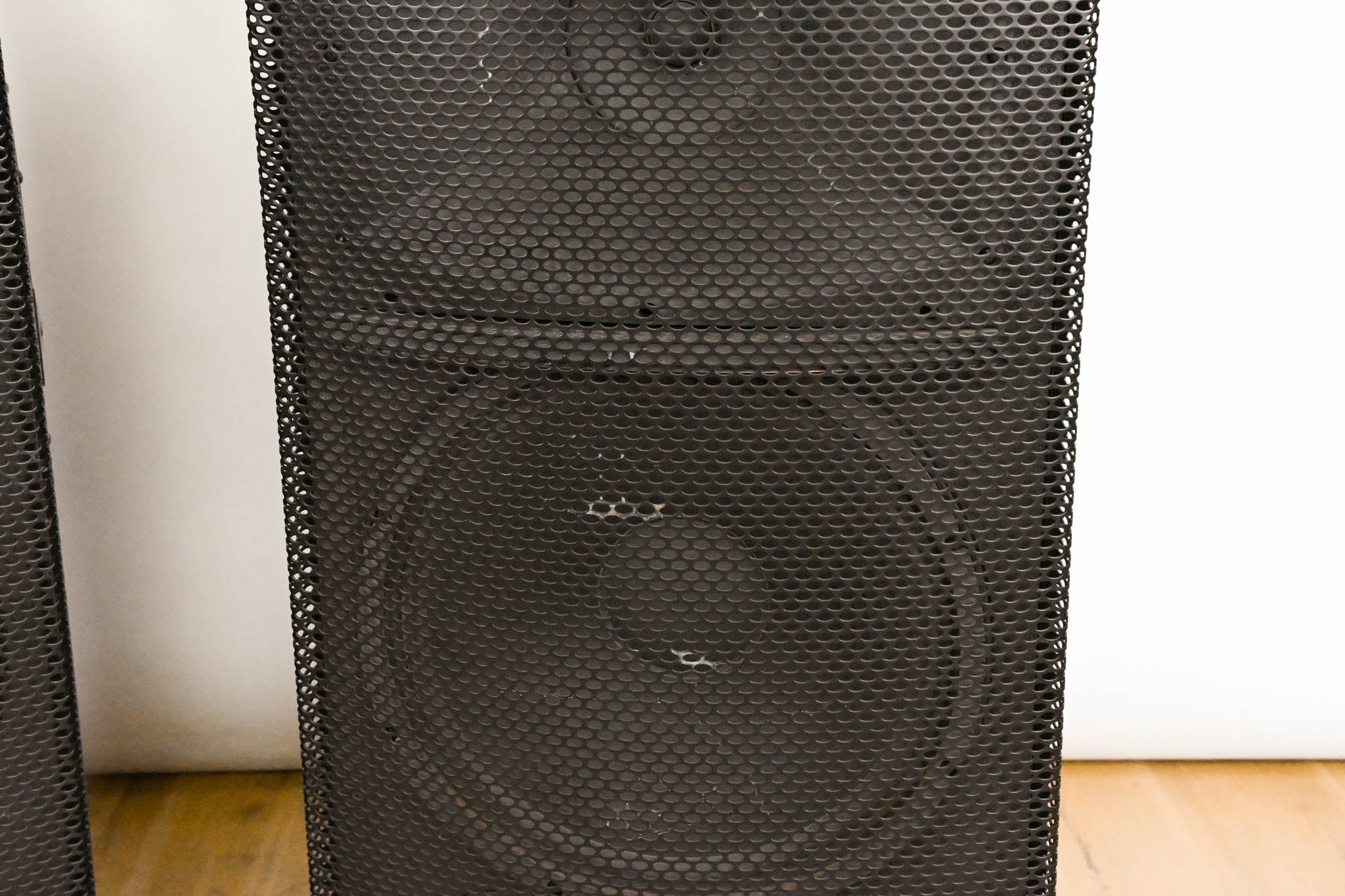 Mackie SR1530 Active 3-Way Sound Reinforcement Speaker (PAIR)