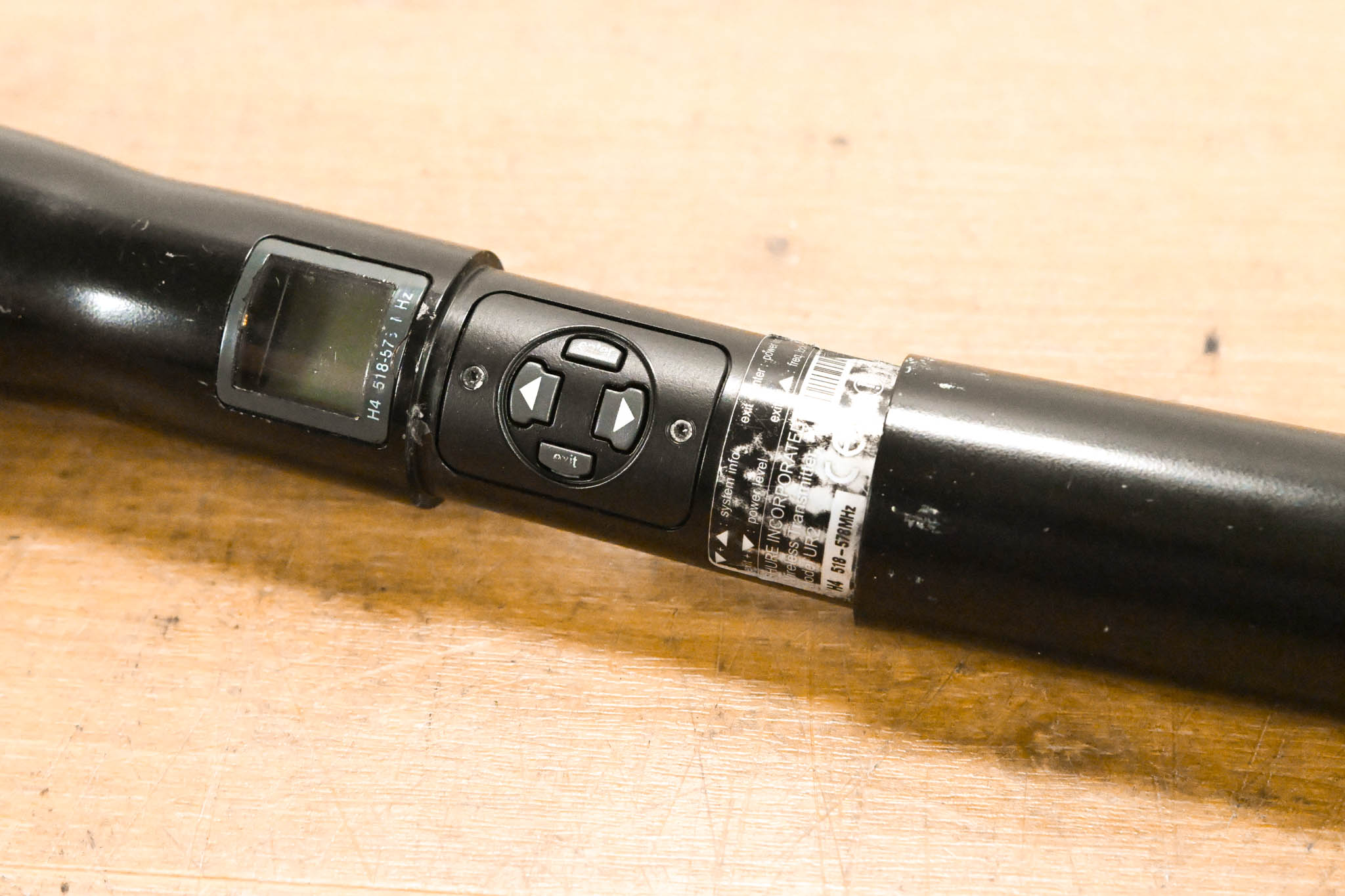 Shure UR2/SM58 Handheld Transmitter with SM58 Capsule - H4 Band