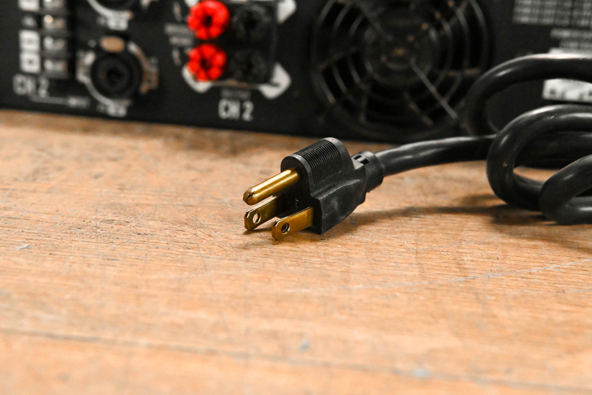 QSC PowerLight 1.4 2-Channel Power Amplifier