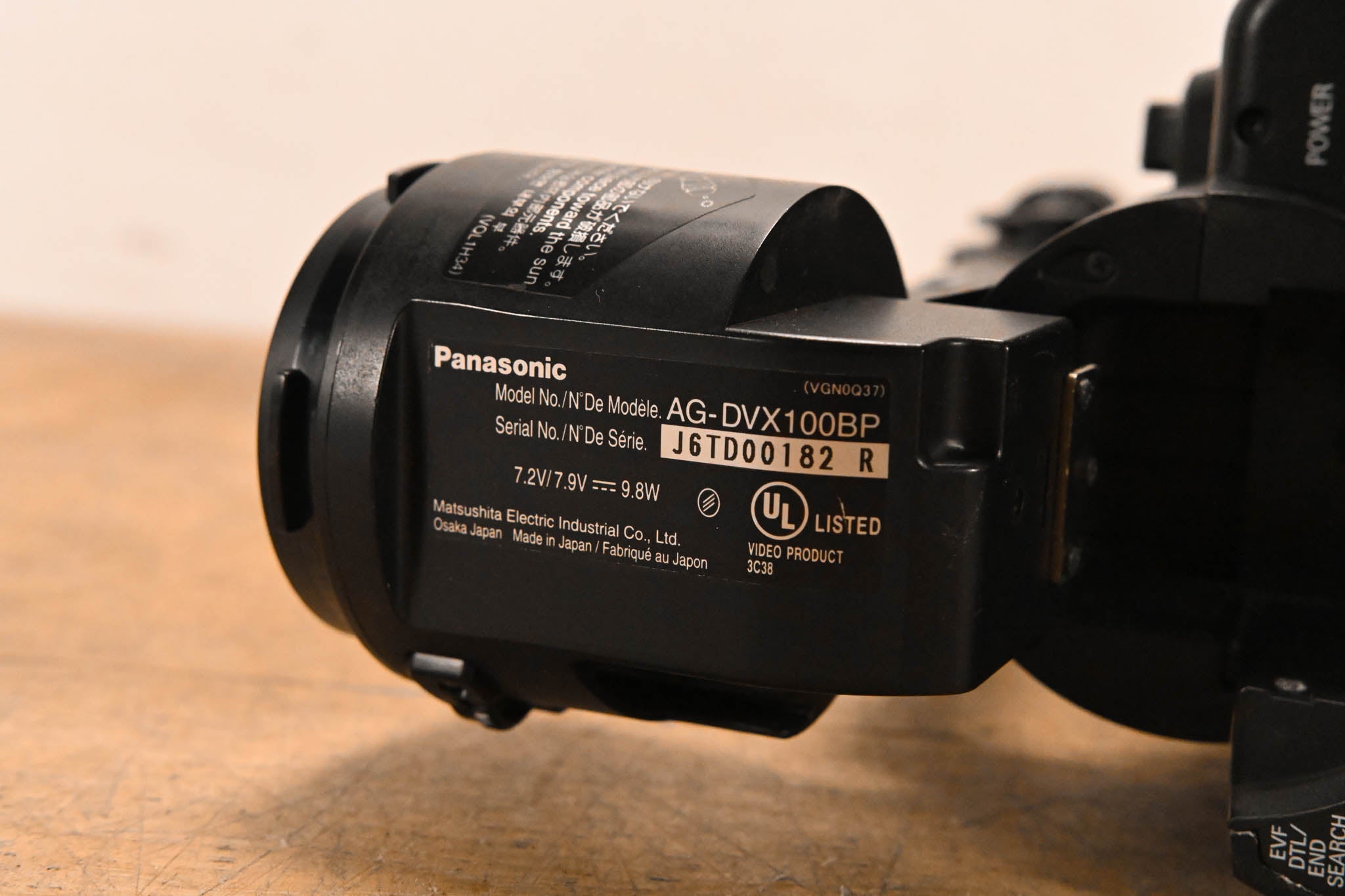 Panasonic AG-DVX100B 3-CCD Mini-DV Cinema Video Camcorder