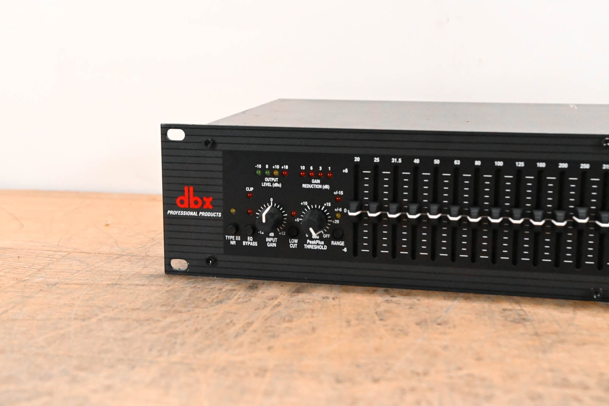 dbx 2031 Single-Channel 31-Band Graphic Equalizer/Limiter
