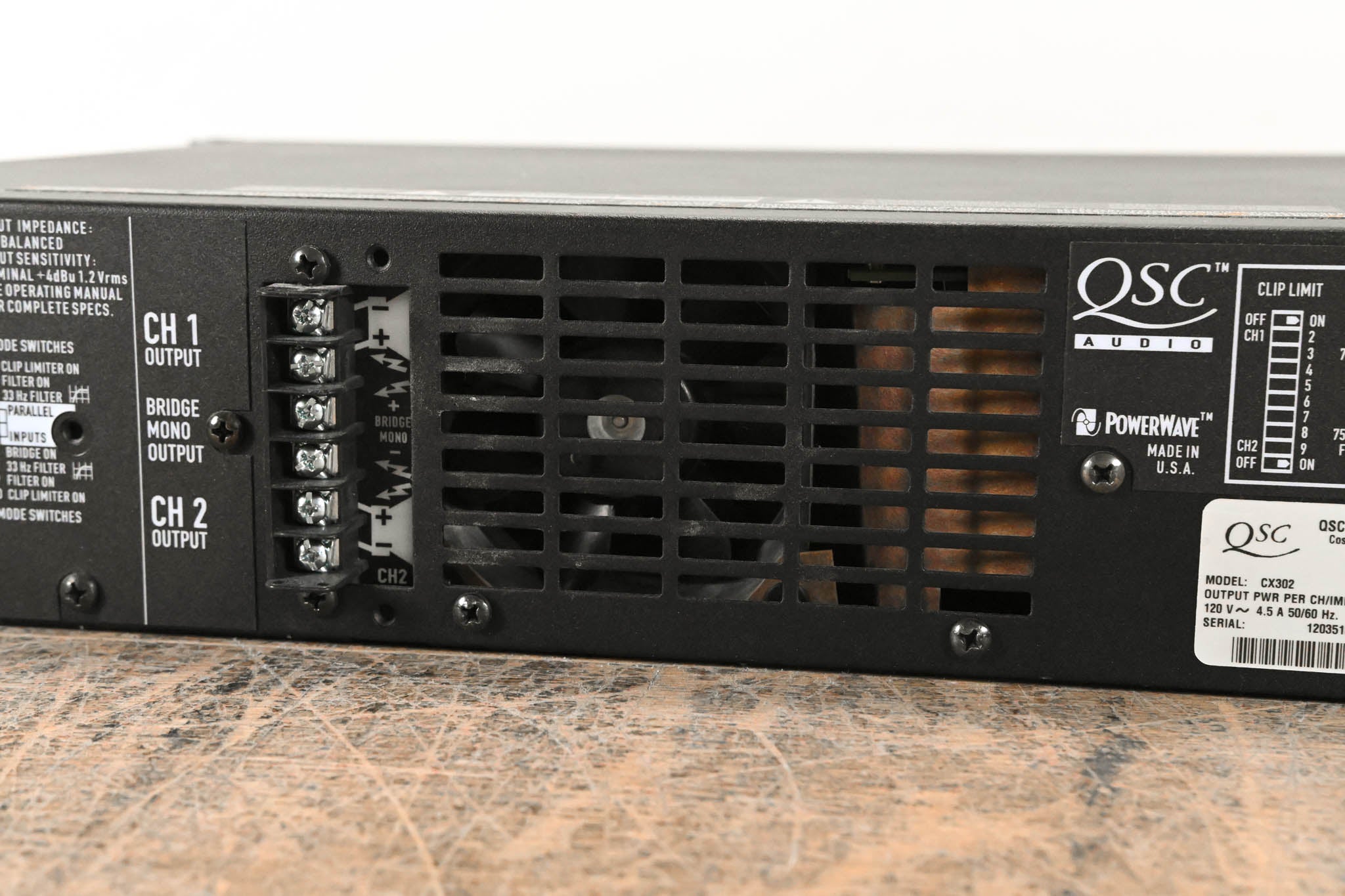 QSC CX302 2-Channel Power Amplifier