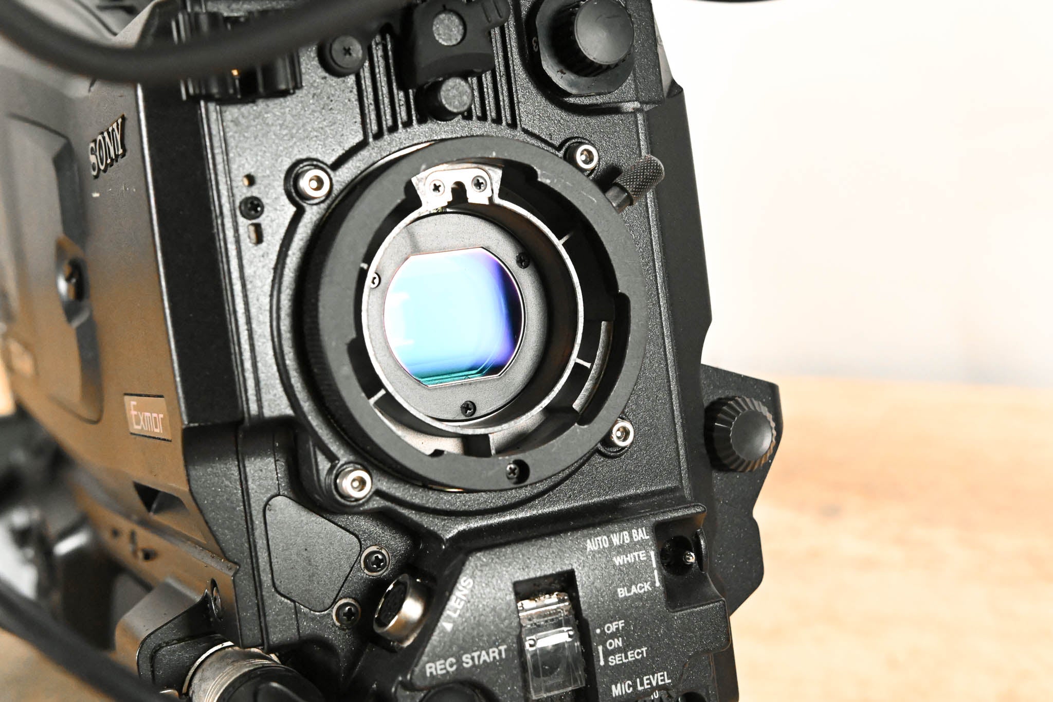 Sony PMW-400 XDCAM HD422 2/3" Camcorder w/ CBK-VF01 Viewfinder + Mic