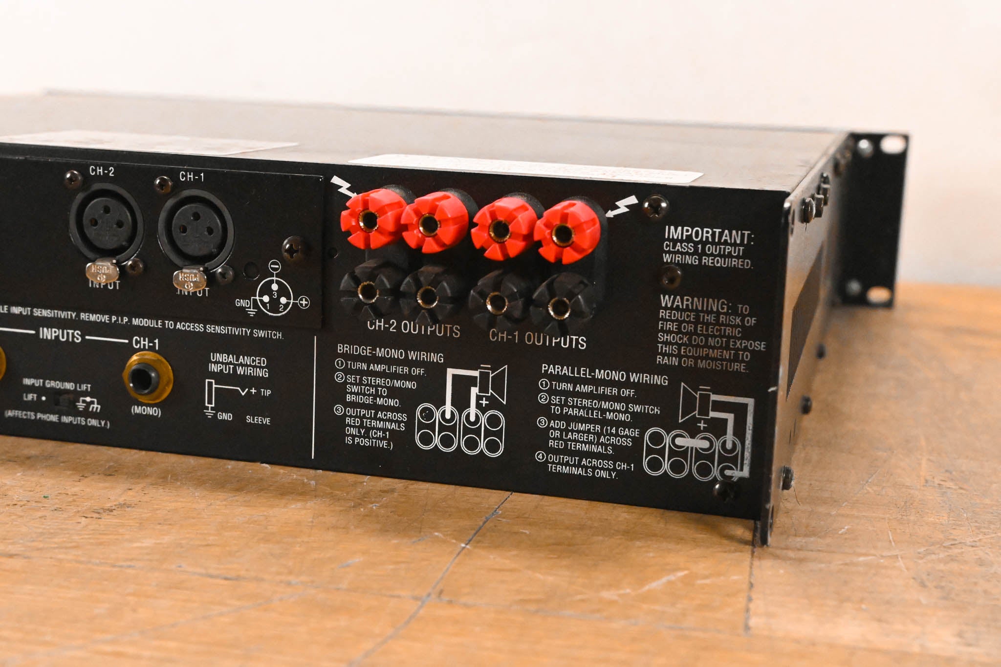 Crown Macro-Tech 3600VZ 2-Channel Power Amplifier