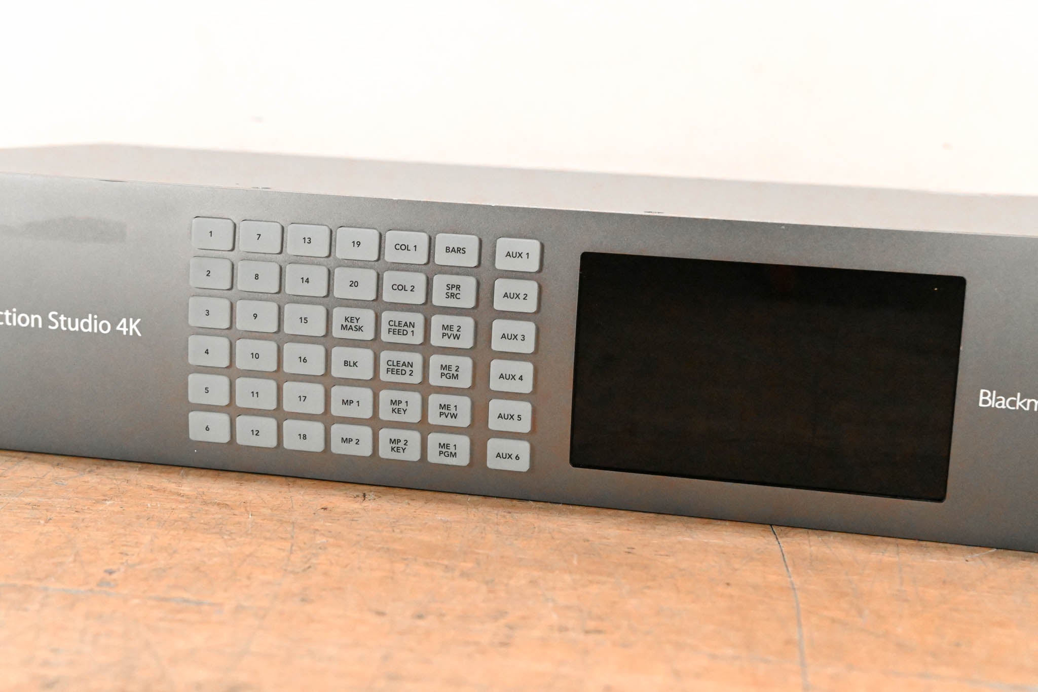 Blackmagic Design ATEM 2 M/E Production Studio 4K