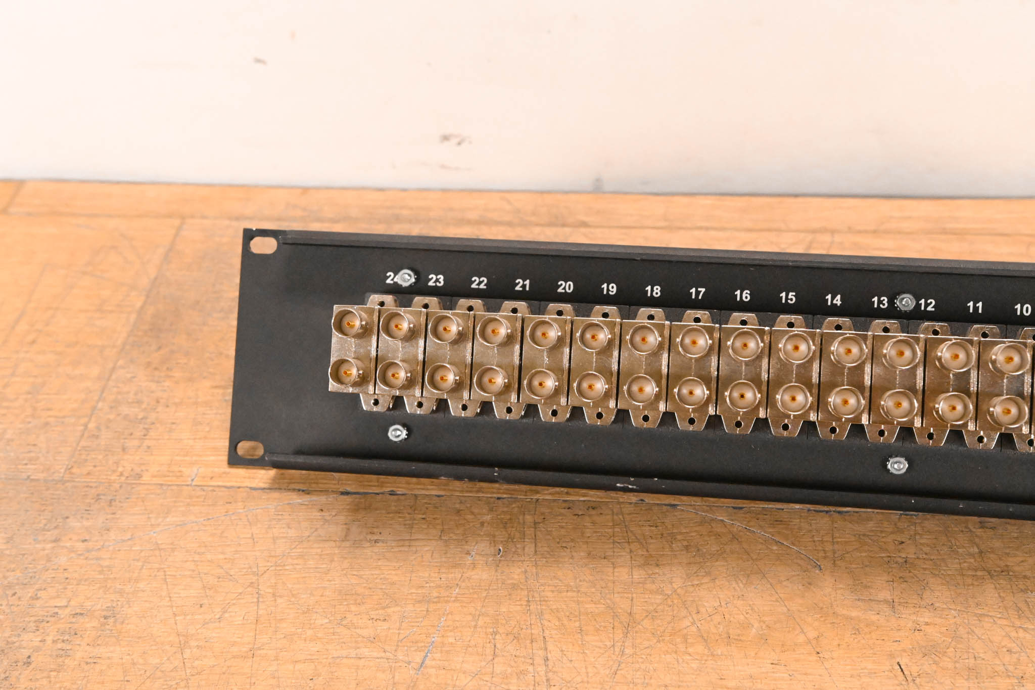 Bittree E-2WTHD/S 2x24 2RU Video Patchbay