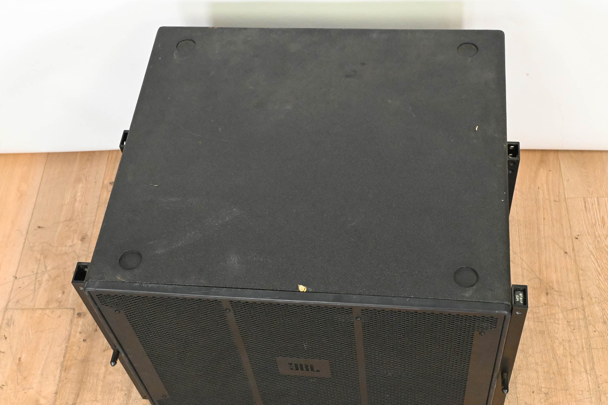 JBL VT4881A Compact Arrayable 18" Subwoofer