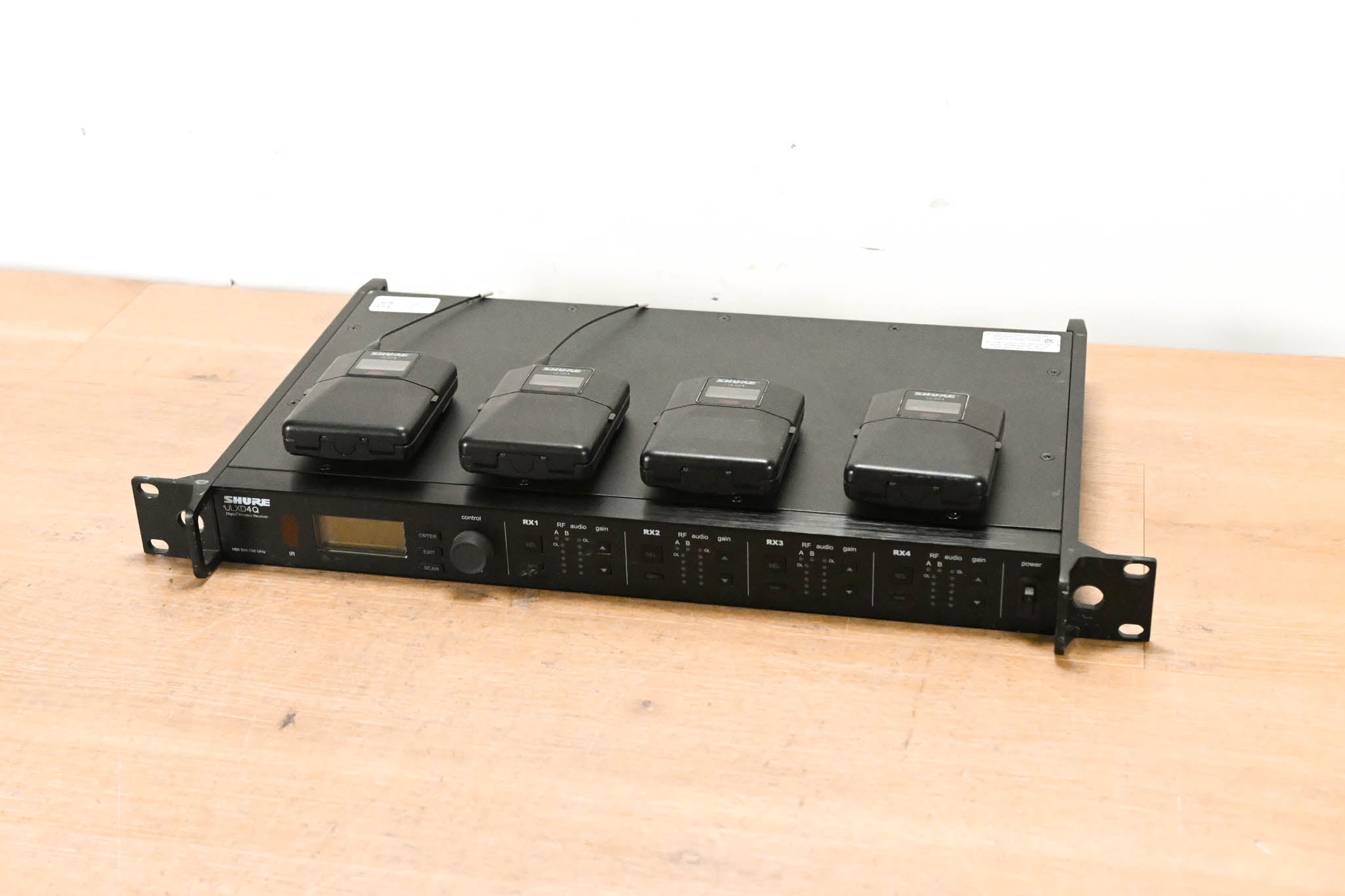 Shure ULXD4Q Digital Wireless Receiver w/ 4x ULXD1 Beltpacks - H50 Band