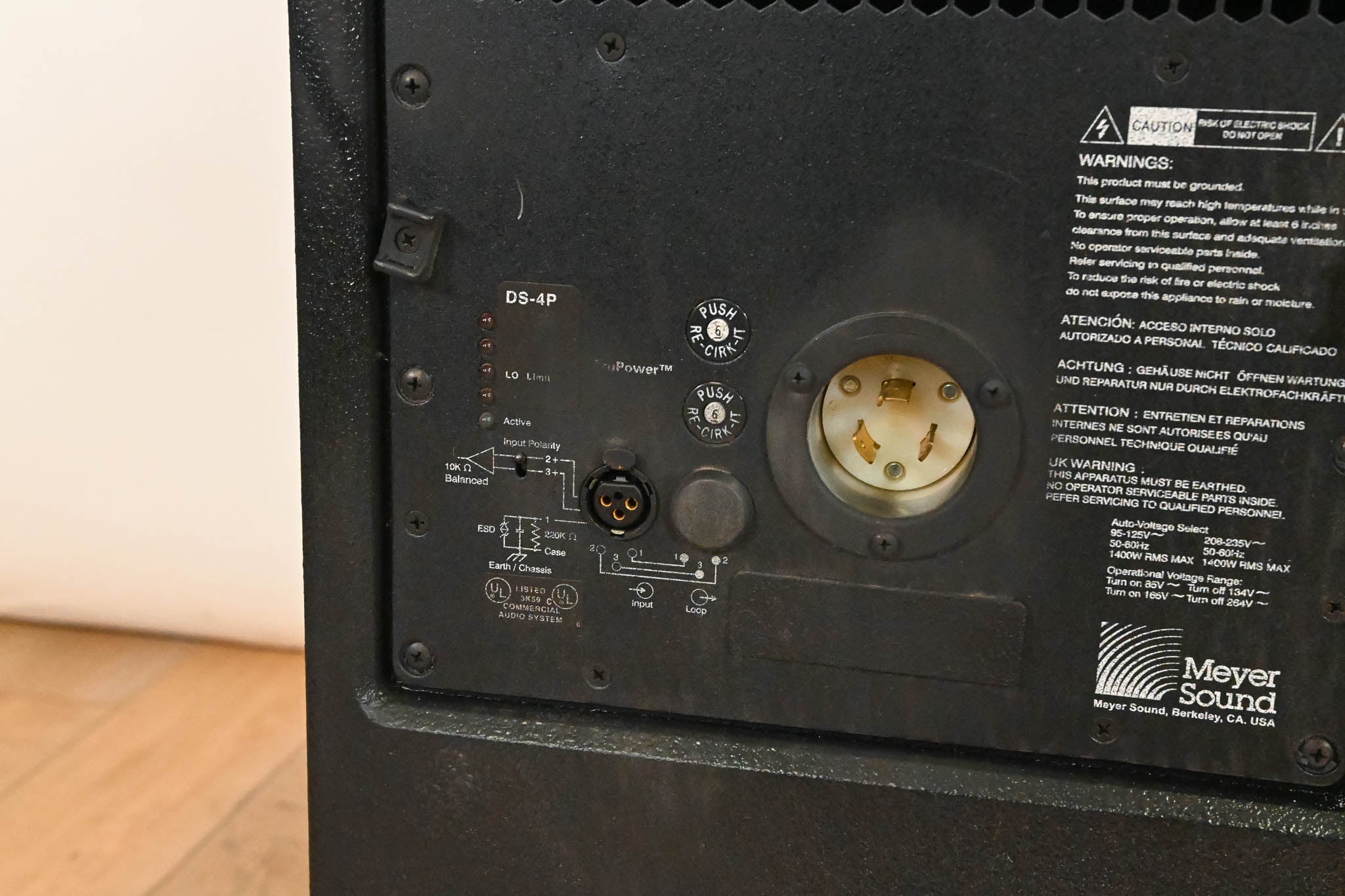 Meyer Sound DS-4P Self-Powered Mid-Bass Reinforcement Loudspeaker