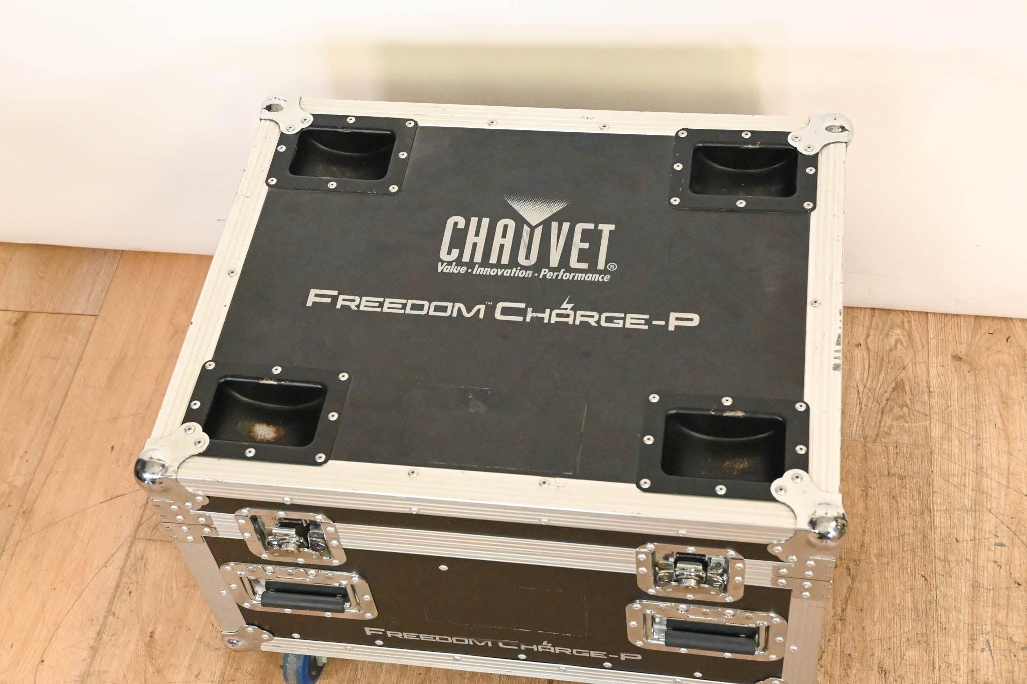 Chauvet Freedom Charge P Charging Case for Freedom Par Lighting Fixtures