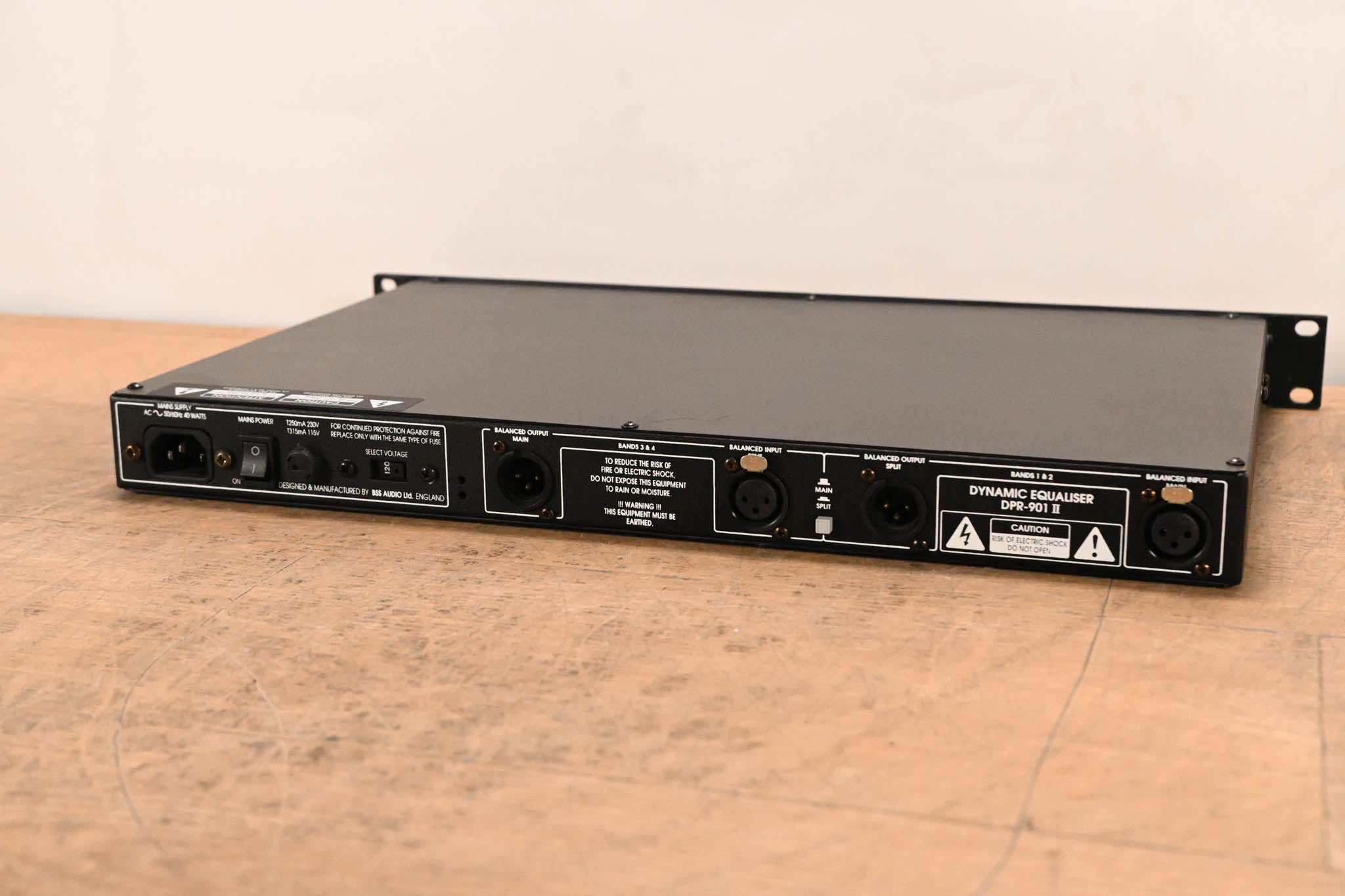 BSS DPR-901II Dynamic Equalizer