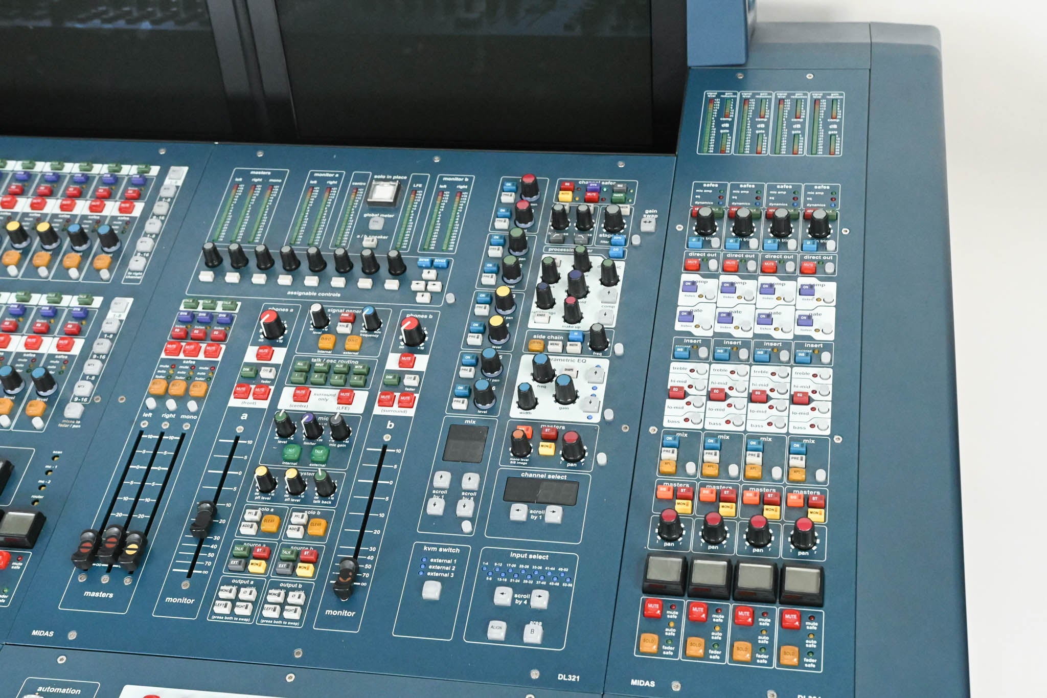 Midas PRO3 Live Digital Audio Mixing Control Surface with DL371