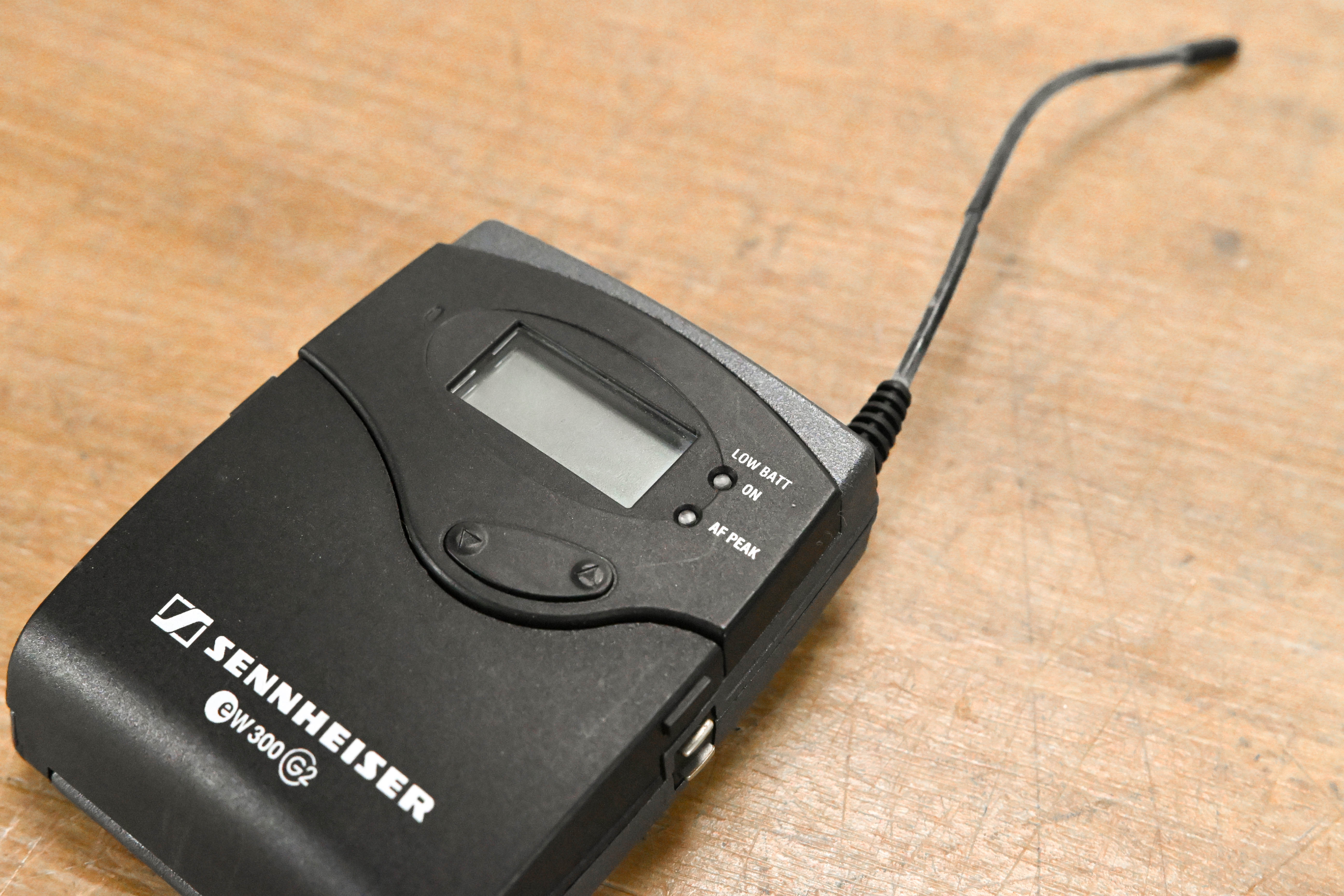 Sennheiser SK 300 G2 Wireless Bodypack Transmitter A Range: 518-554 MHz
