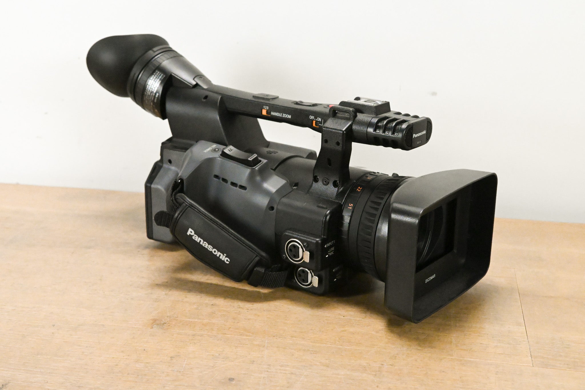 Panasonic AG-HMC150P AVCCAM Camcorder