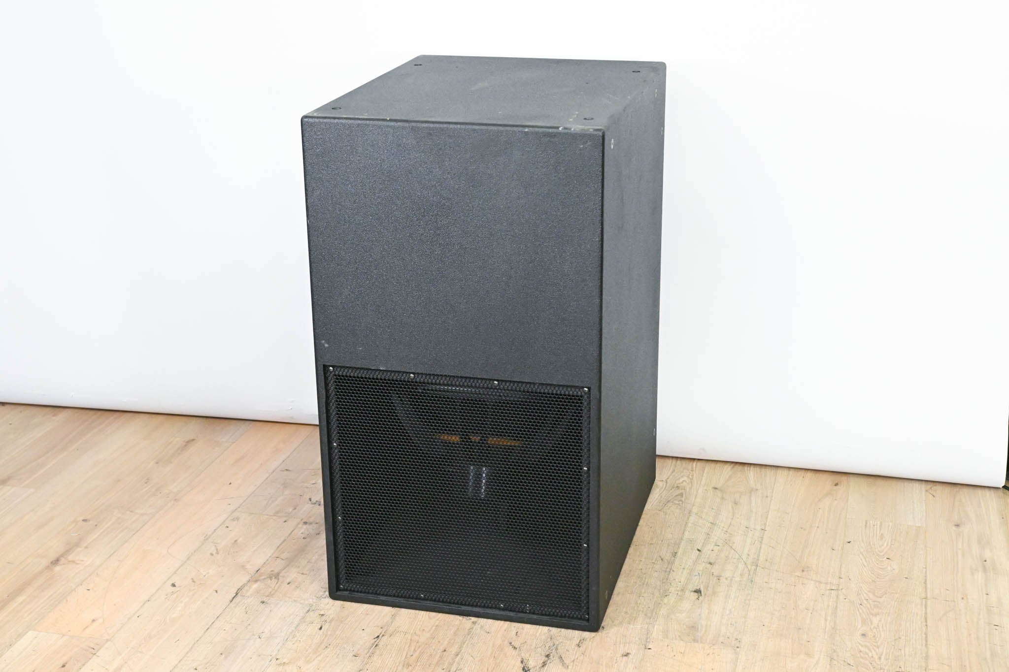 Danley TH118 Passive Tapped Horn Subwoofer