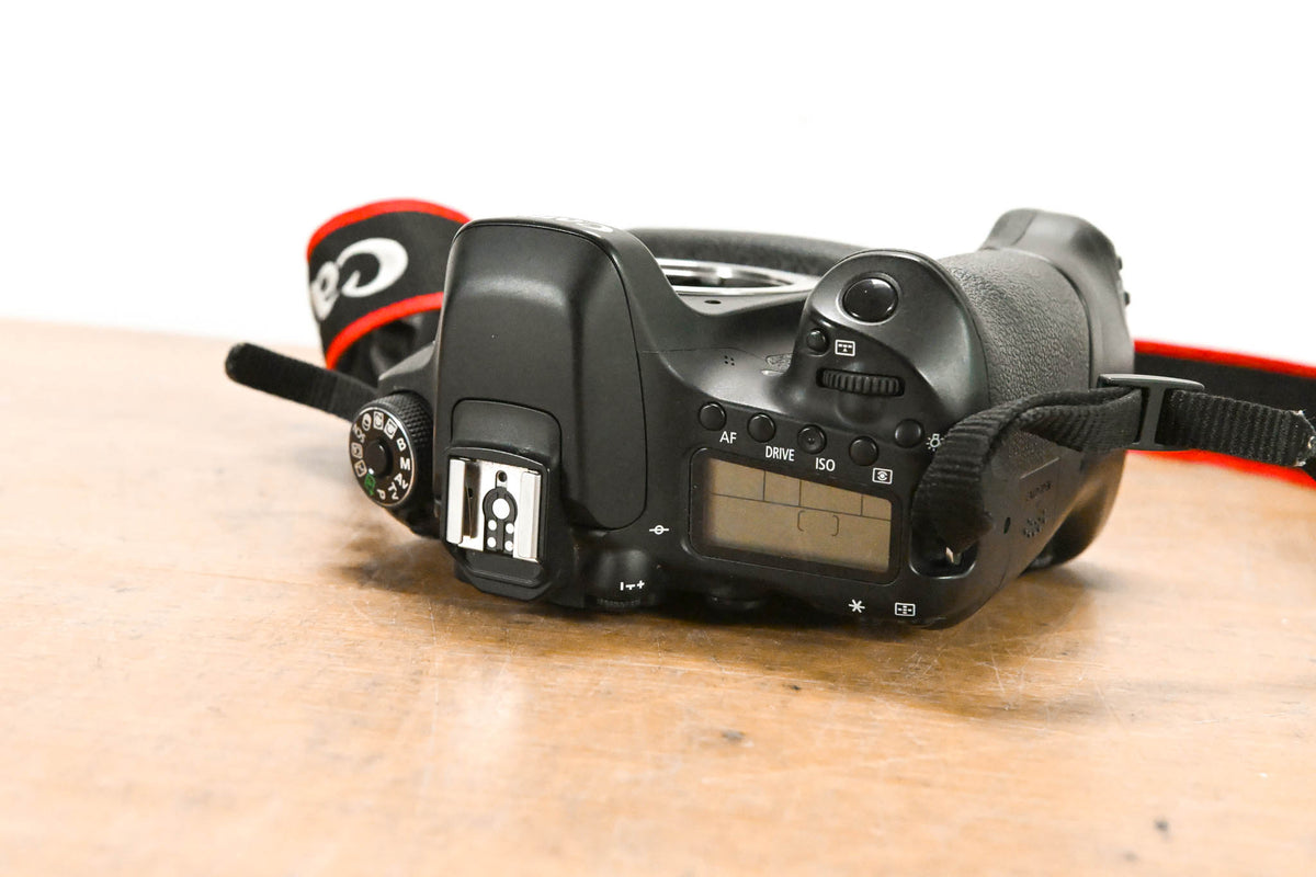 Canon EOS 80D DSLR Camera Body w/ Battery Grip