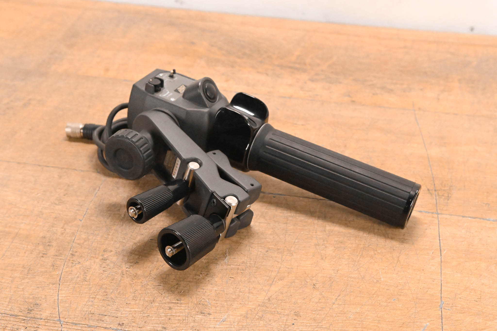 Fujinon ERD-10A-D01M Digital Zoom Demand Controller w/ MCA-06BC Clamp