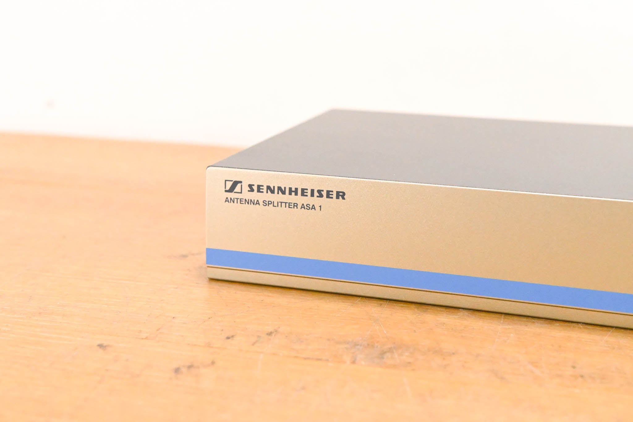 Sennheiser ASA 1 Active Antenna Splitter - 470-870 MHz (NO POWER SUPPLY)