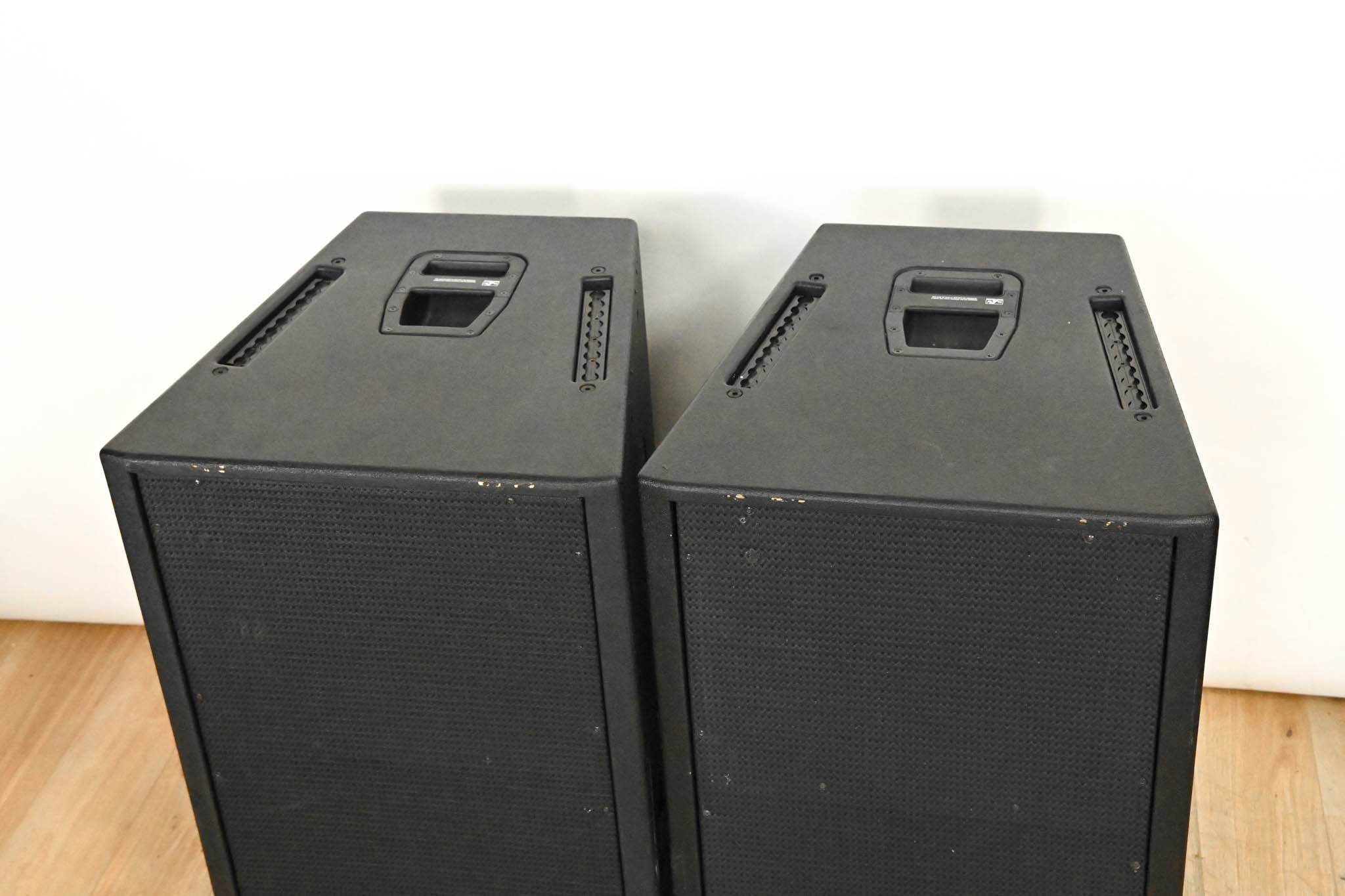 D.A.S. Compact 2 Biamplified 3-Way Loudspeaker System (PAIR)