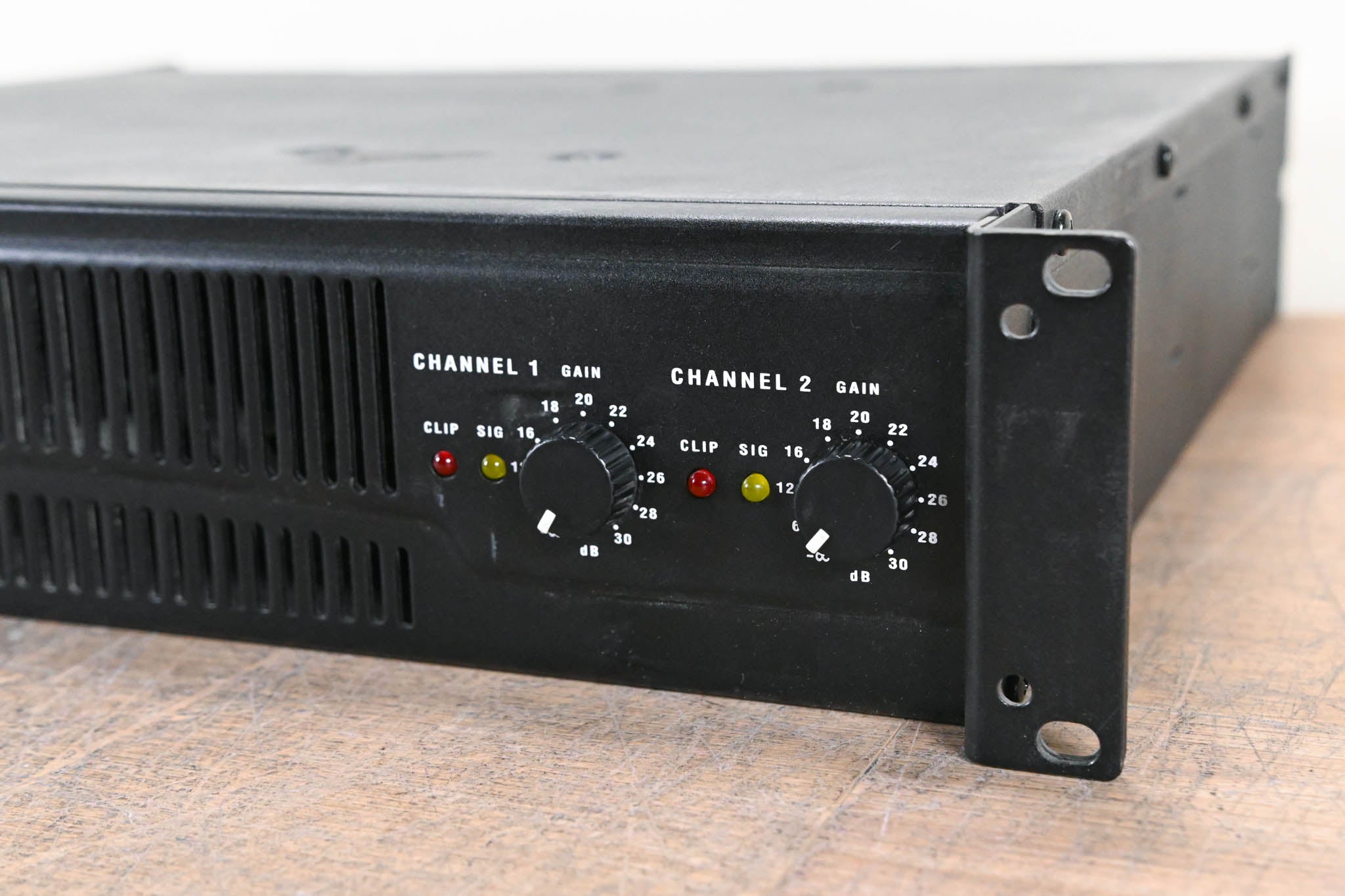 QSC RMX850 2-Channel Power Amplifier