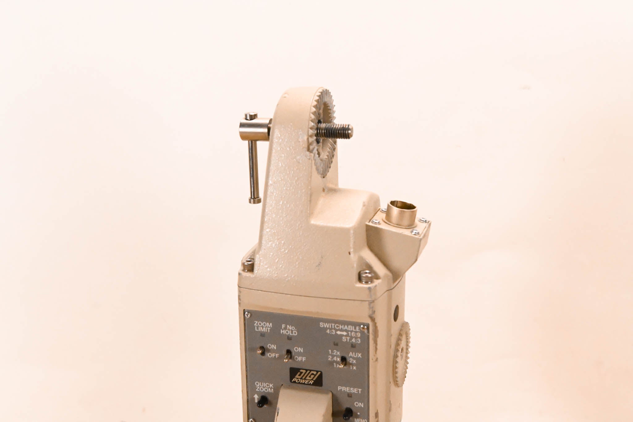 Fujinon ERD-5A-D01 DIGI Zoom Demand for HDTV/Broadcast Lenses