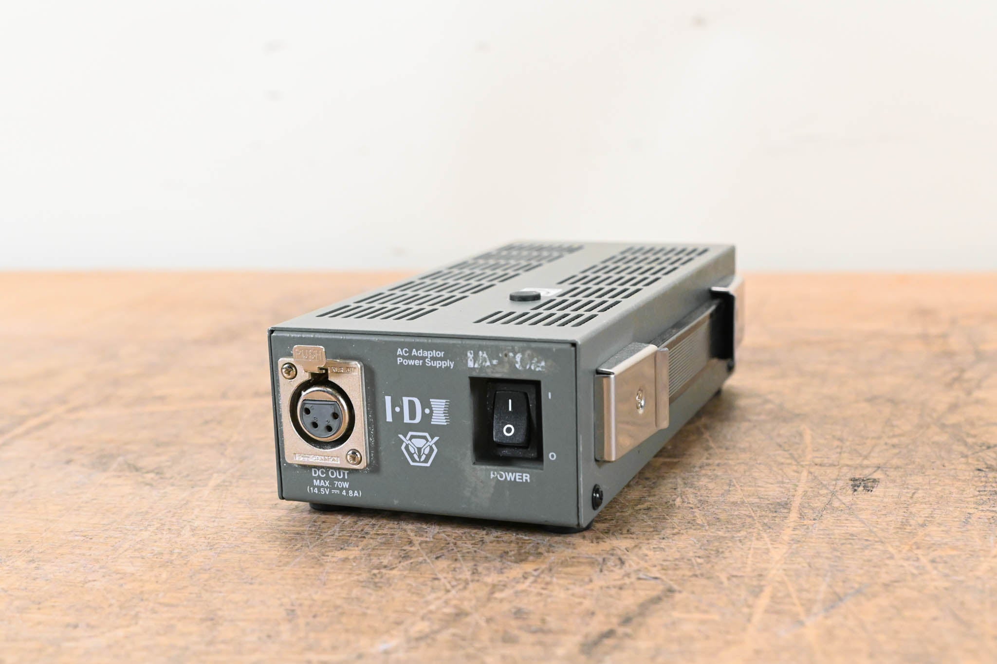 IDX System Technology IA-70a Single-Channel DC Power Supply