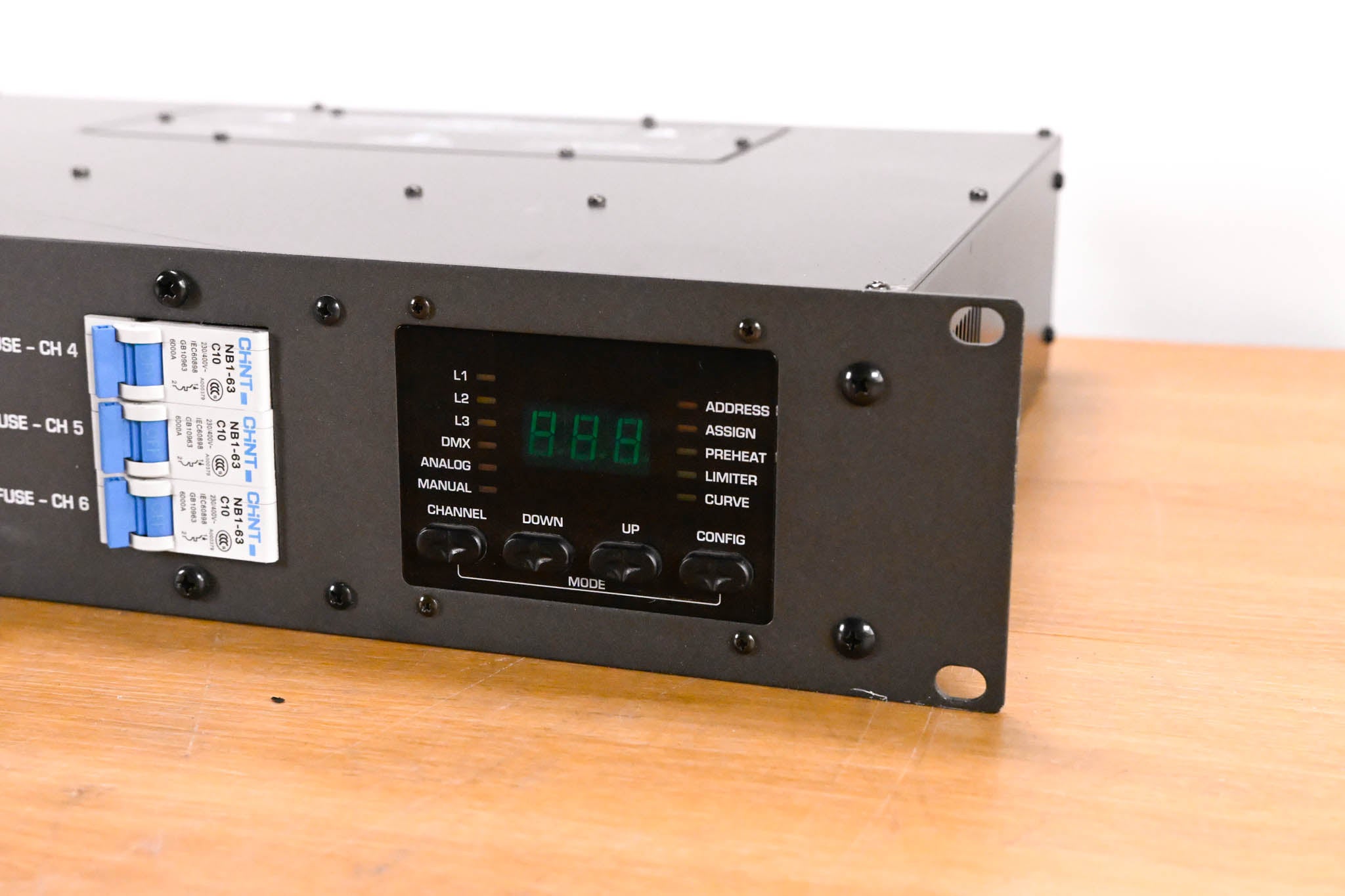 Behringer Eurolight LD6230 6-Channel DMX Dimmer Pack