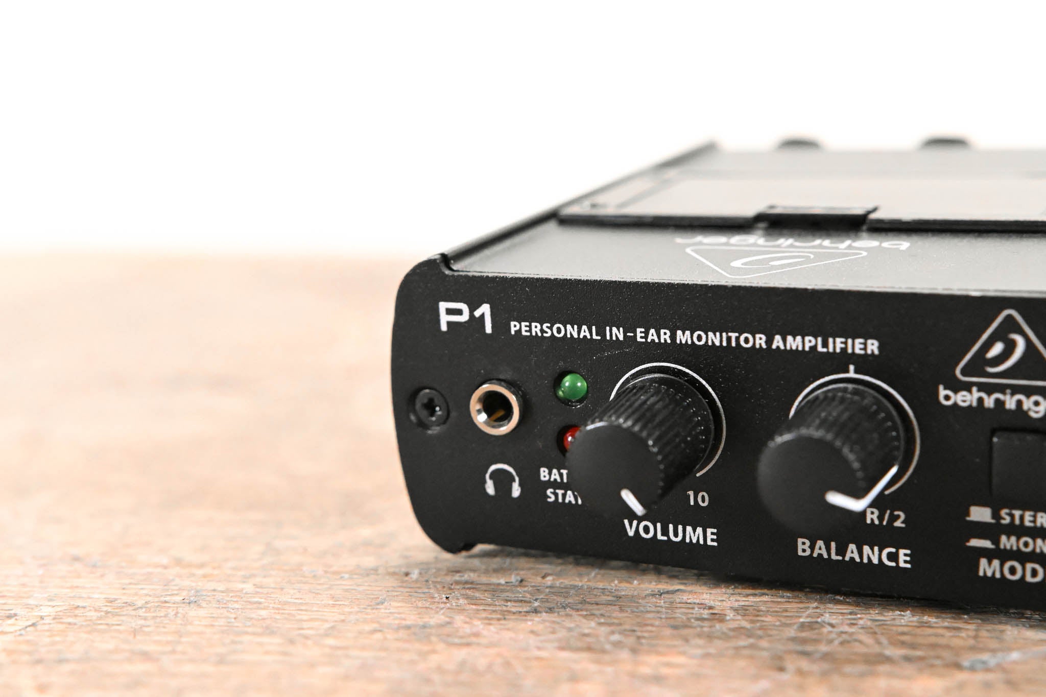 Behringer Powerplay P1 Personal In-Ear Monitor Amplifier