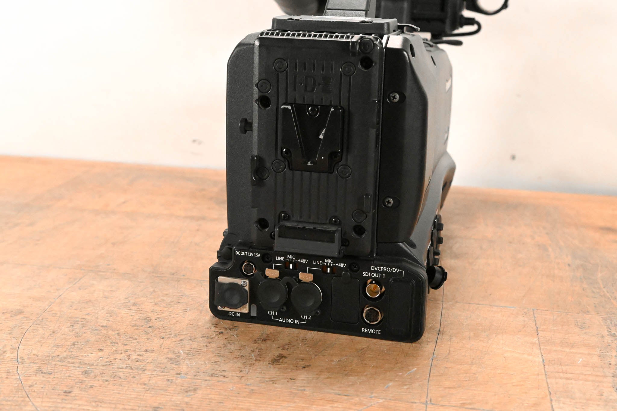 Panasonic AG-HPX370P 1/3" ENG P2HD Camcorder