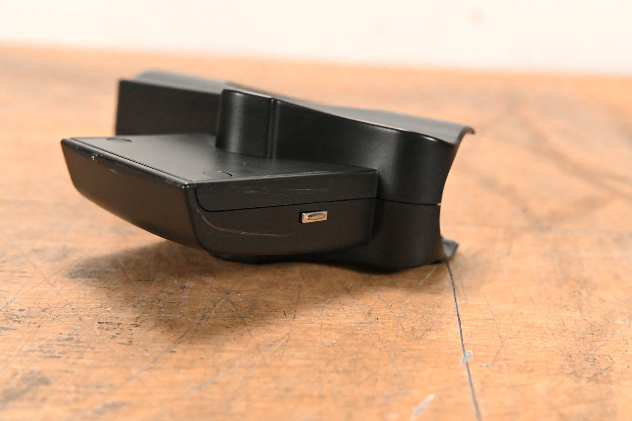 Sennheiser LA 2 Charging Adapter