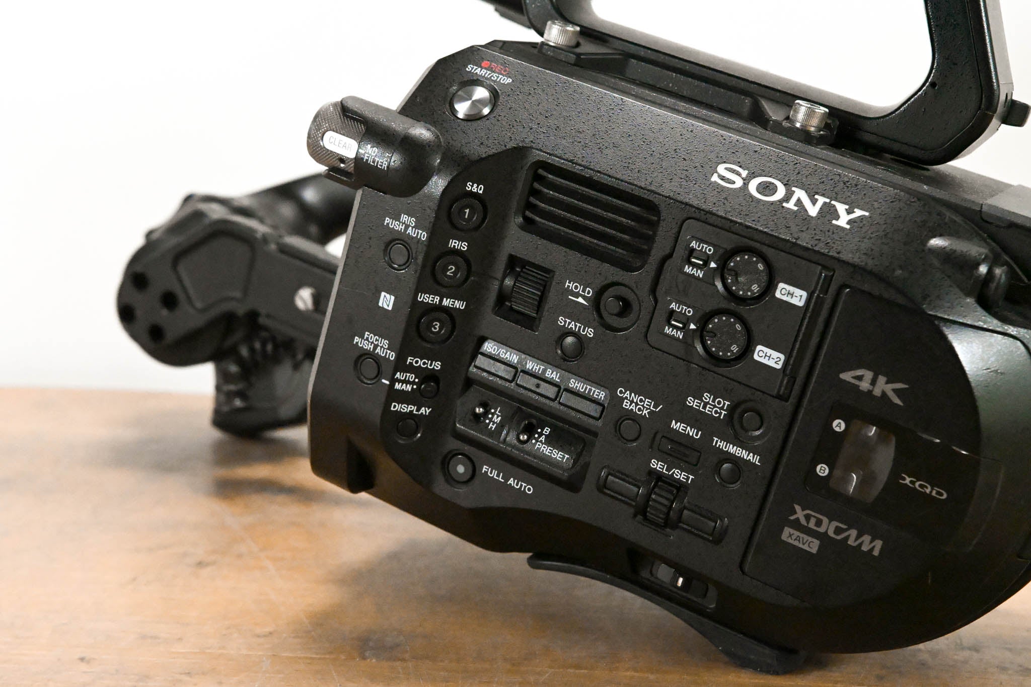 Sony PXW-FS7 XDCAM Super 35 Professional Camcorder CG01XN7