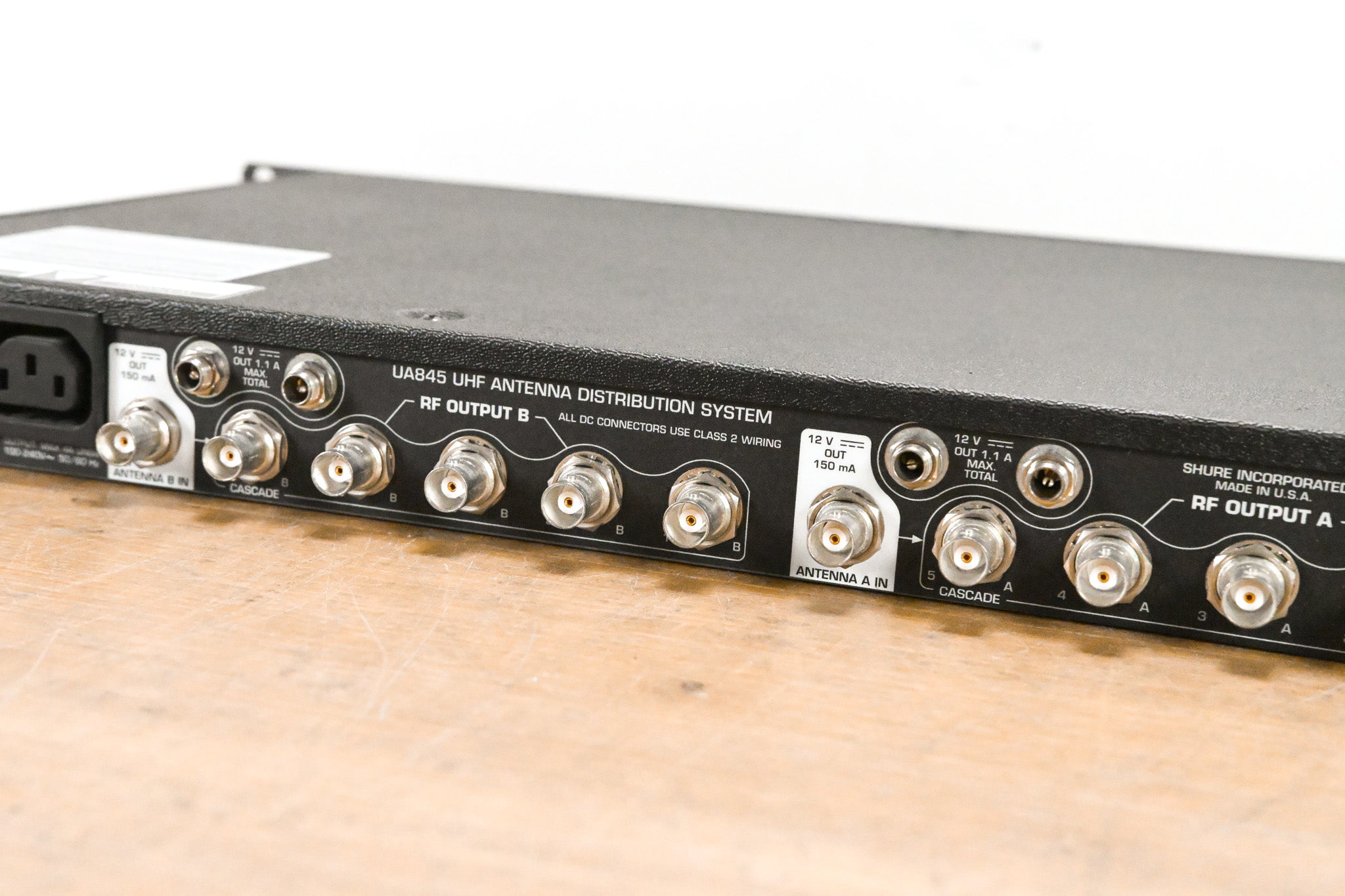 Shure UA845-UA UHF Antenna Distribution System 782-806 MHz