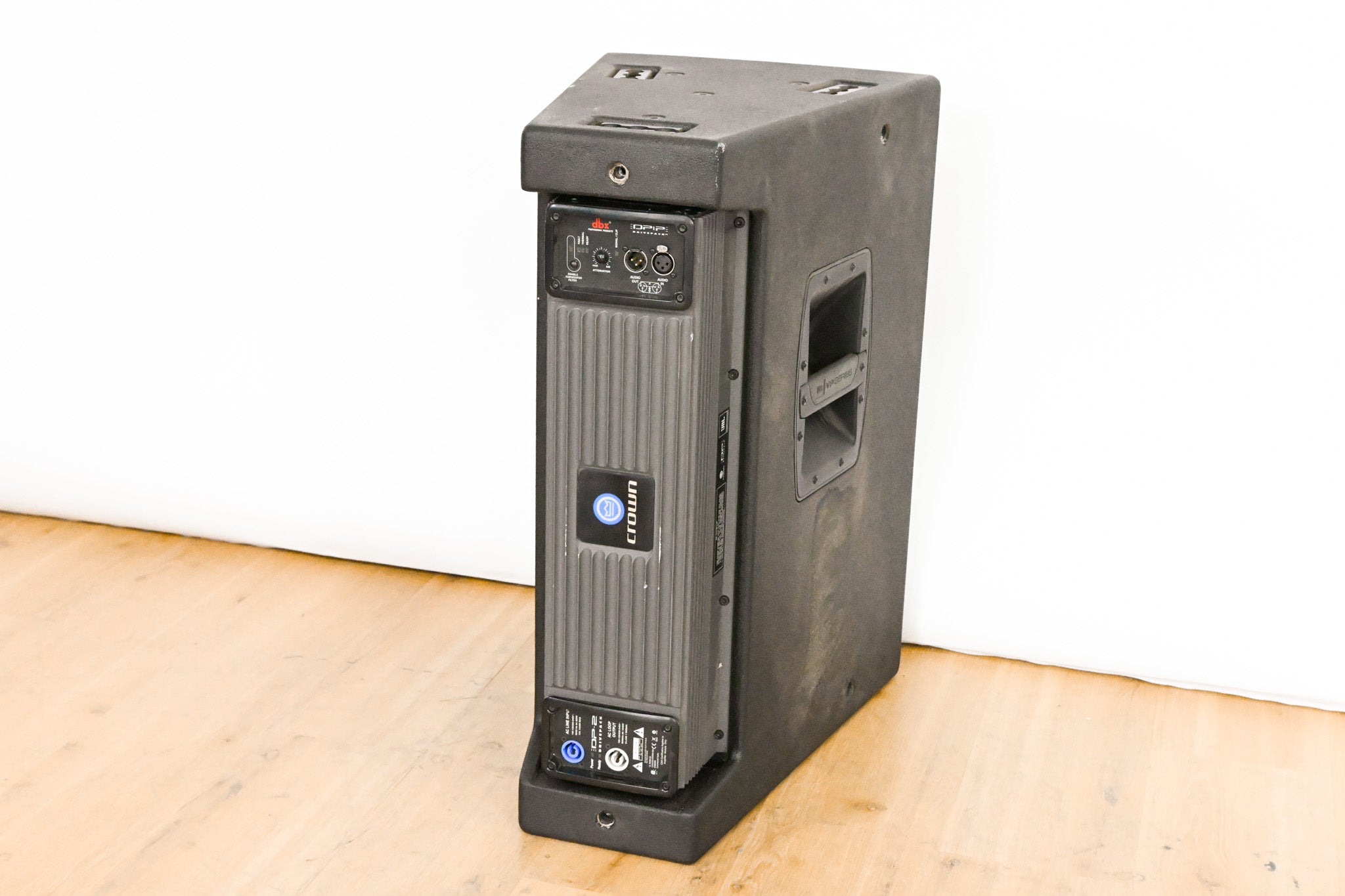 JBL VP7212/64DP 2-Way Powered Speaker