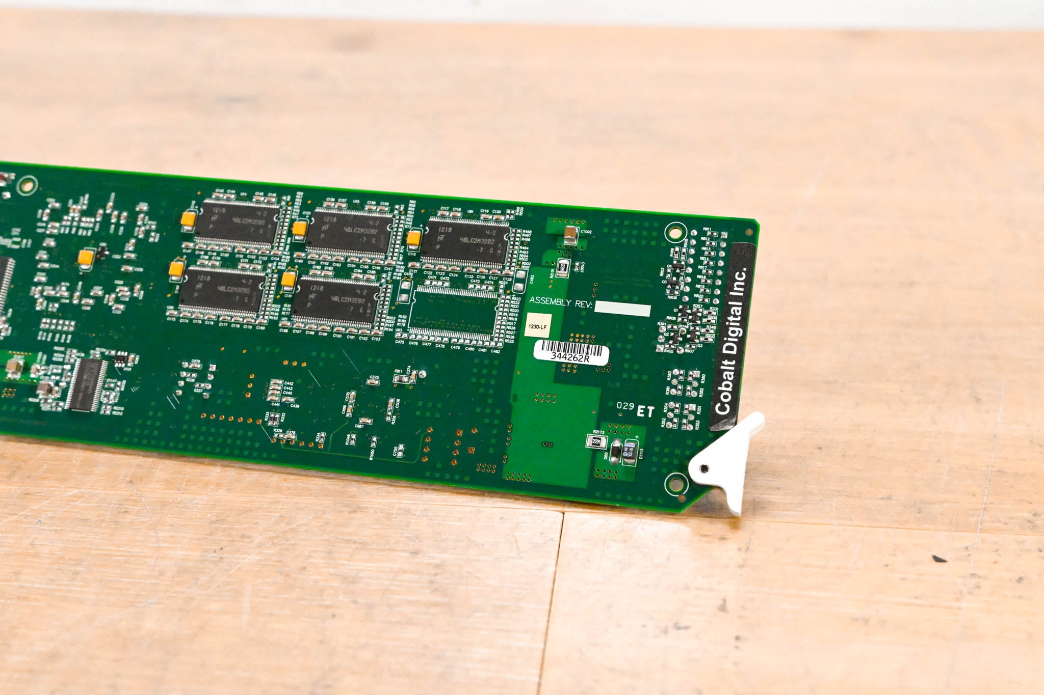 Cobalt 9821 HD/SD-SDI IO Downconverter Card