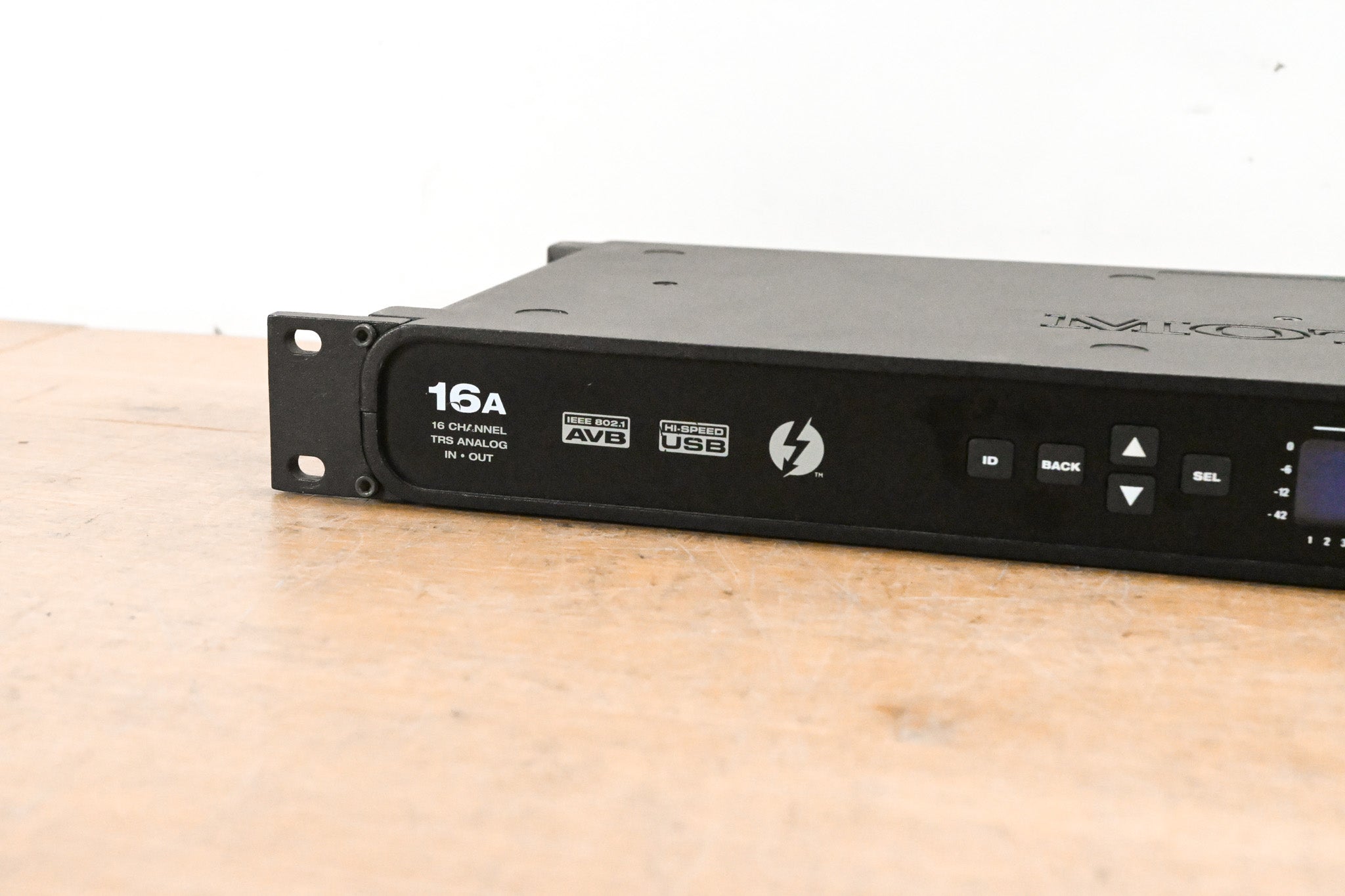 MOTU 16A 32x32 Thunderbolt / USB 2.0 Audio Interface with AVB