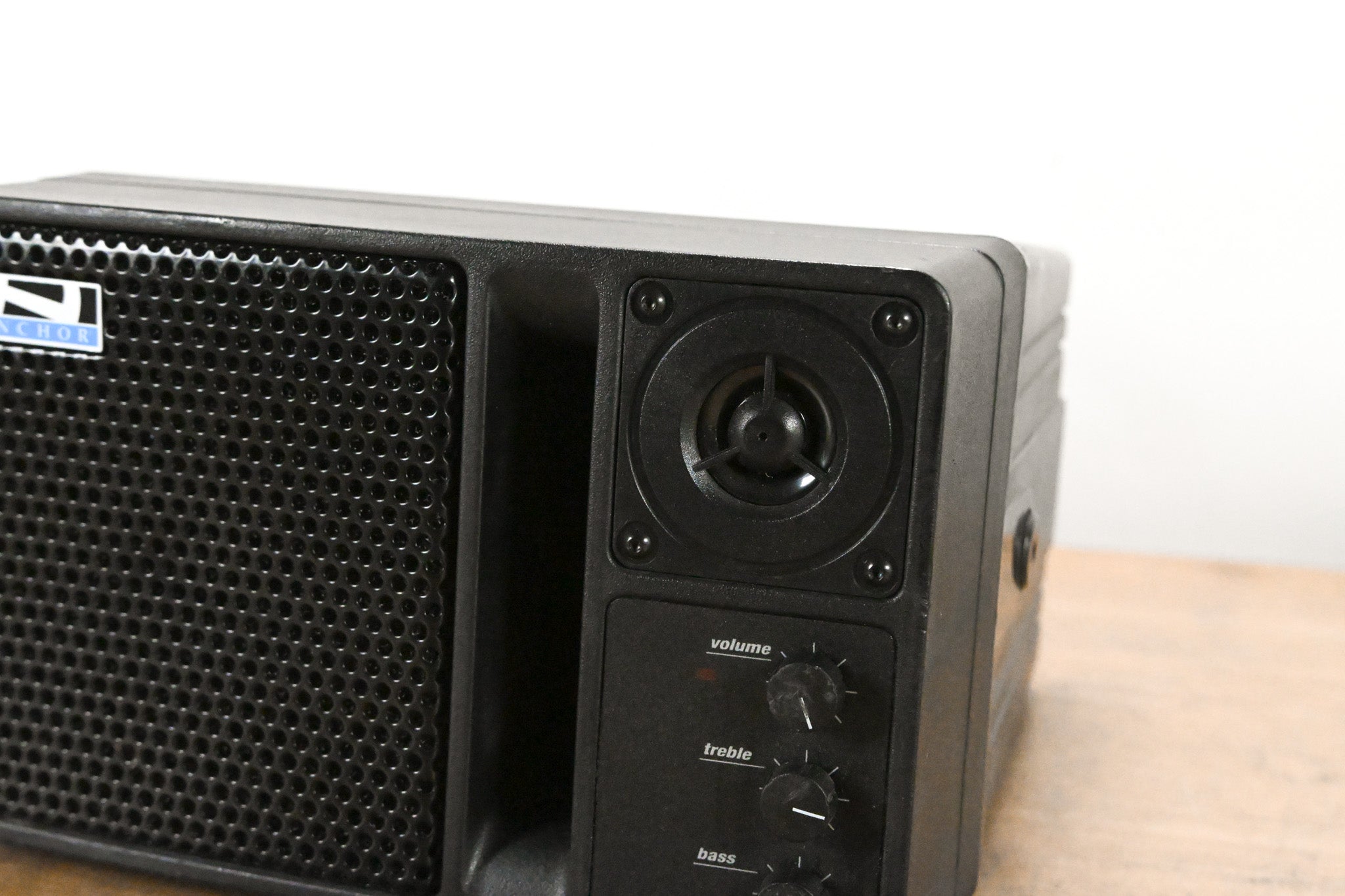 Anchor Audio AN-130 Speaker Monitor