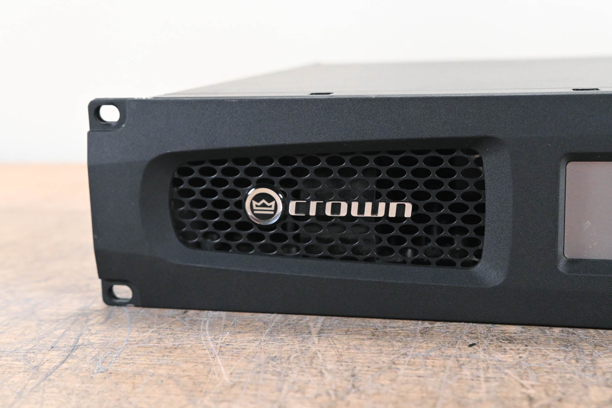 Crown DCi 4|300N DriveCore Install 4-Channel Power Amplifier