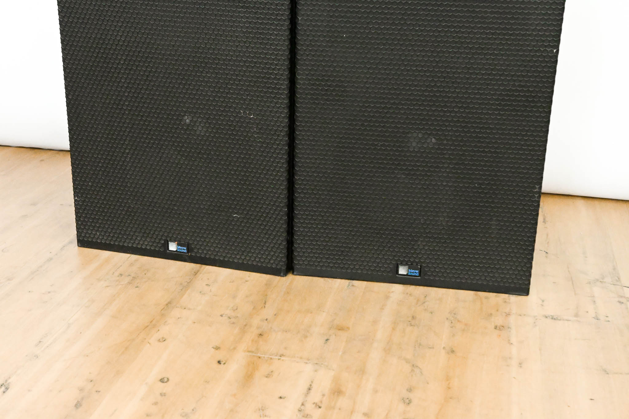 Meyer Sound CQ-2 Narrow Coverage Main Loudspeaker (PAIR)