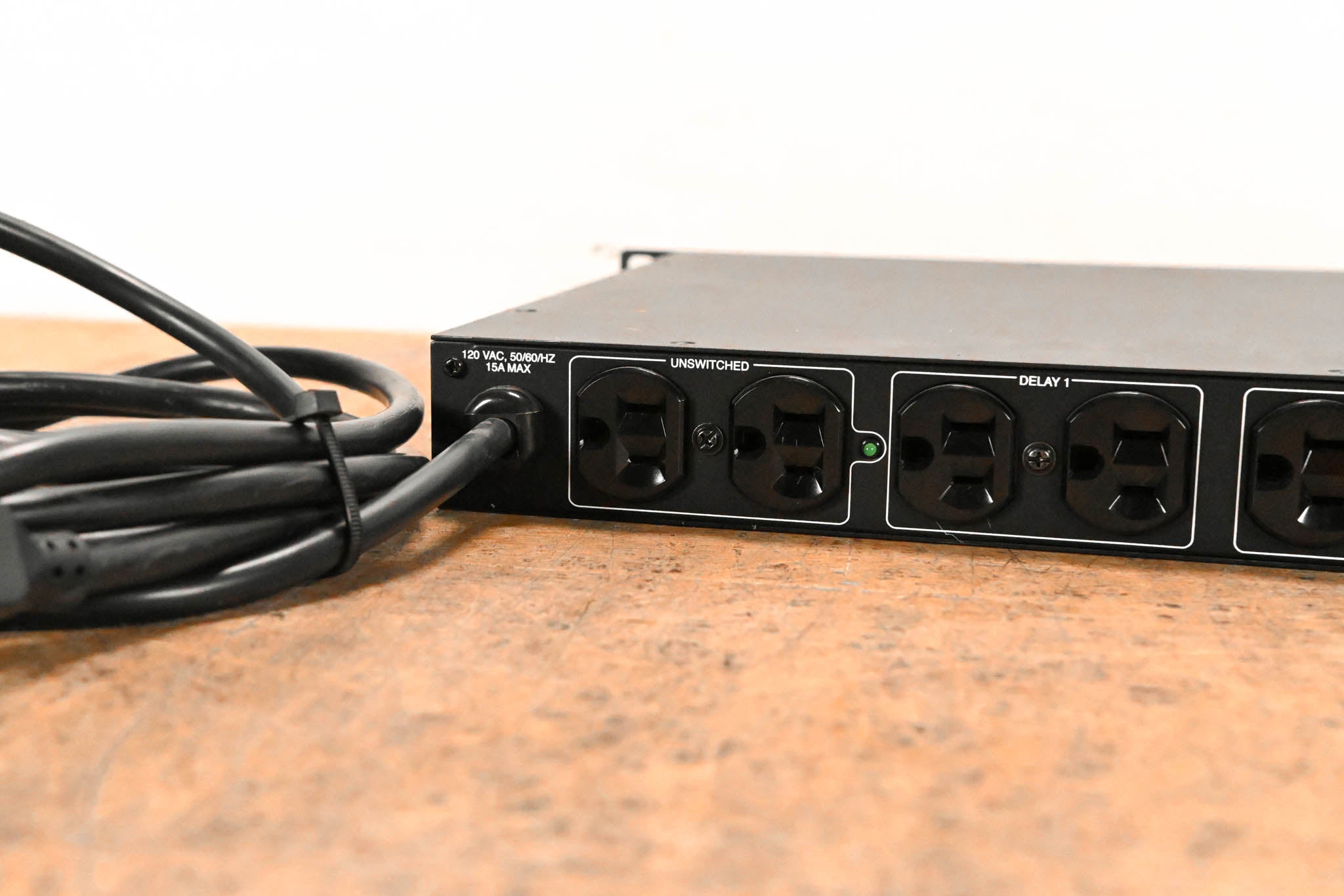 Furman CN-1800S 15A Power Conditioner with SmartSequencing