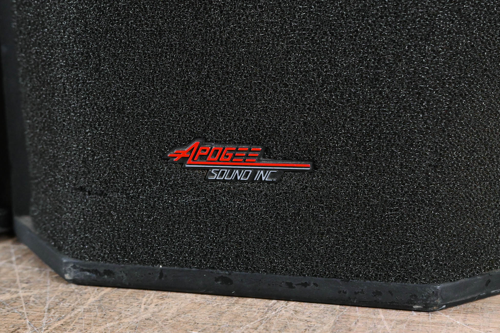 Apogee Sound AE-5 Arrayable Loudspeaker (PAIR)