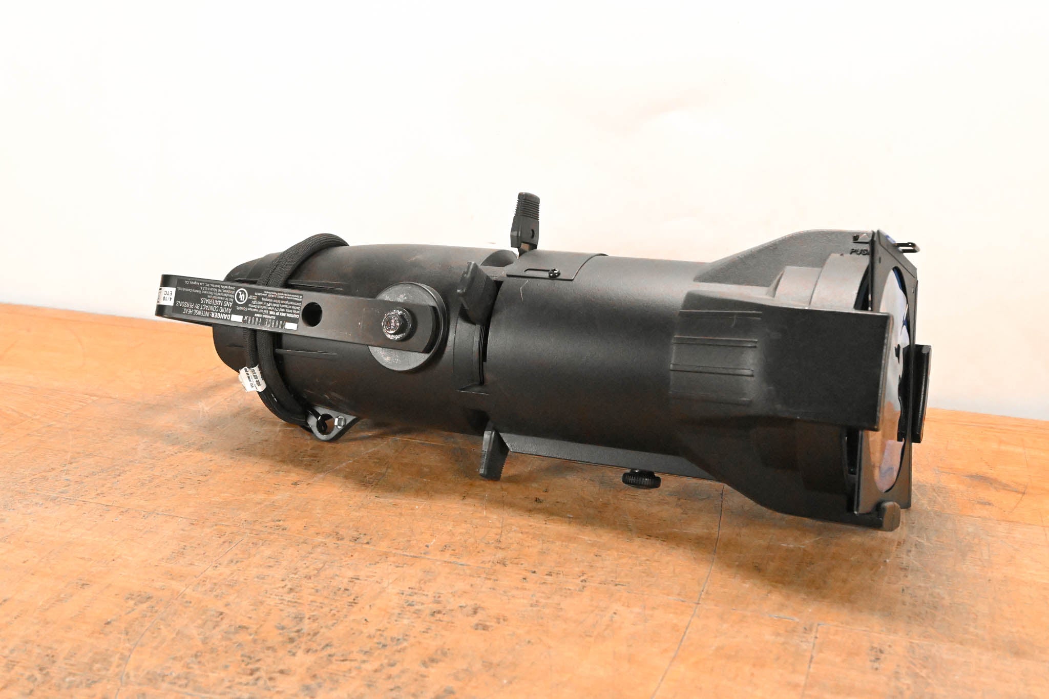 ETC Source Four Jr 26 Degree 575 Ellipsoidal Light