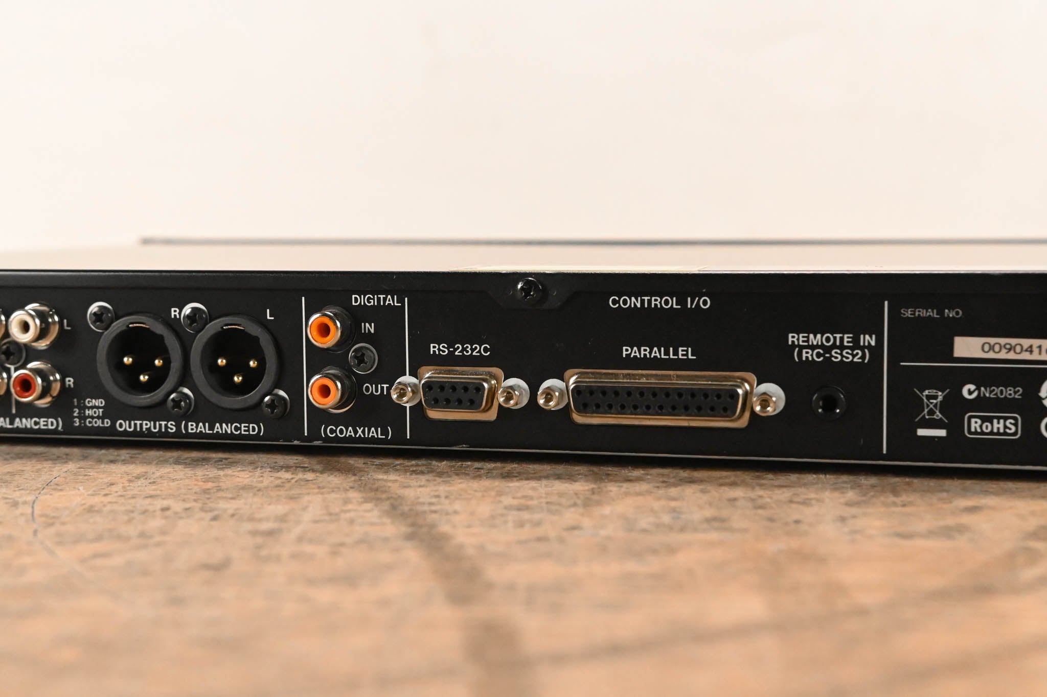 TASCAM SS-CDR200 Solid State and CD Digital Audio Recorder