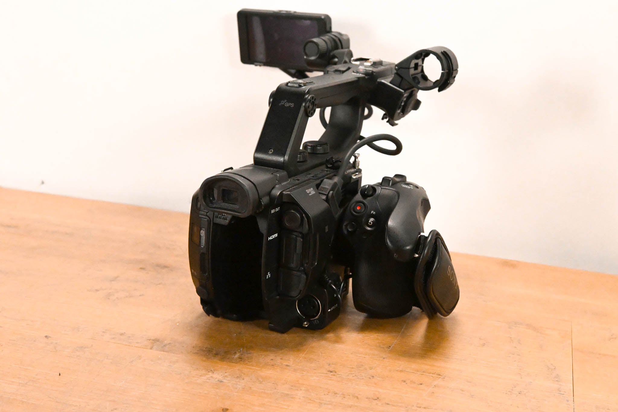 Sony PXW-FS5M2 4K XDCAM Super 35mm Compact Camcorder