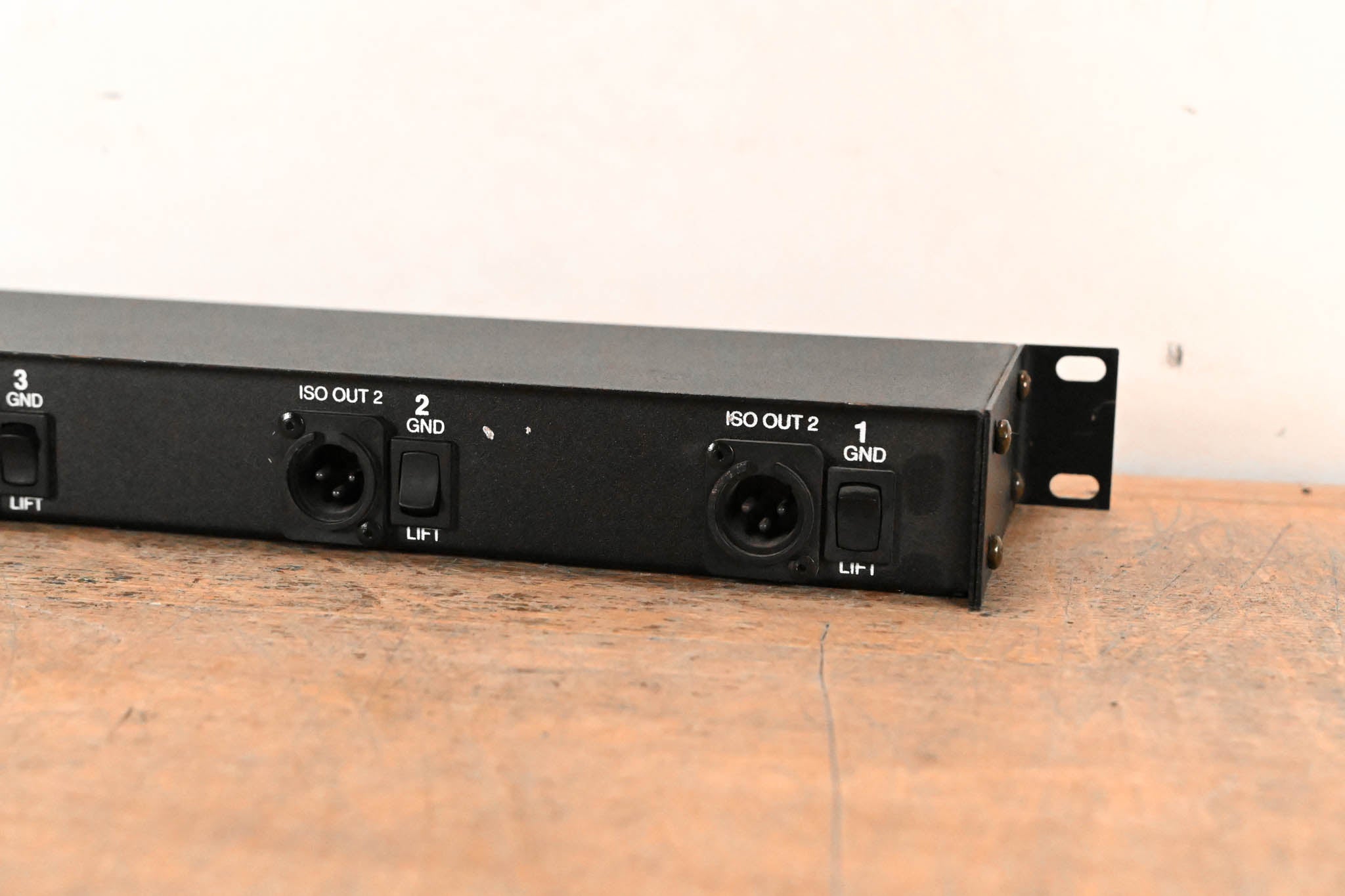 ProCo MS-43A Four-Channel Three Way Mic Splitter
