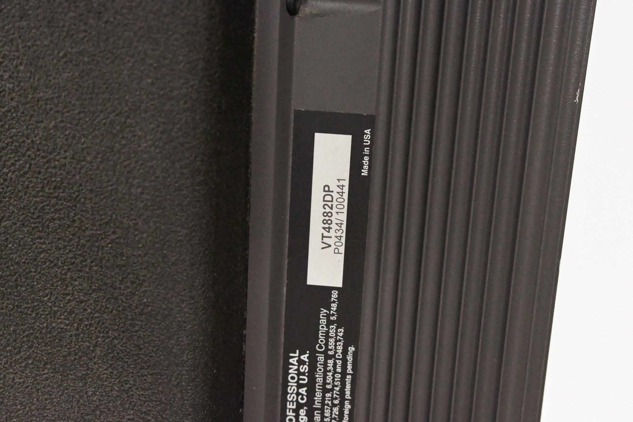 JBL VT4882DP Powered Dual 15" VerTec Line Array Subwoofer