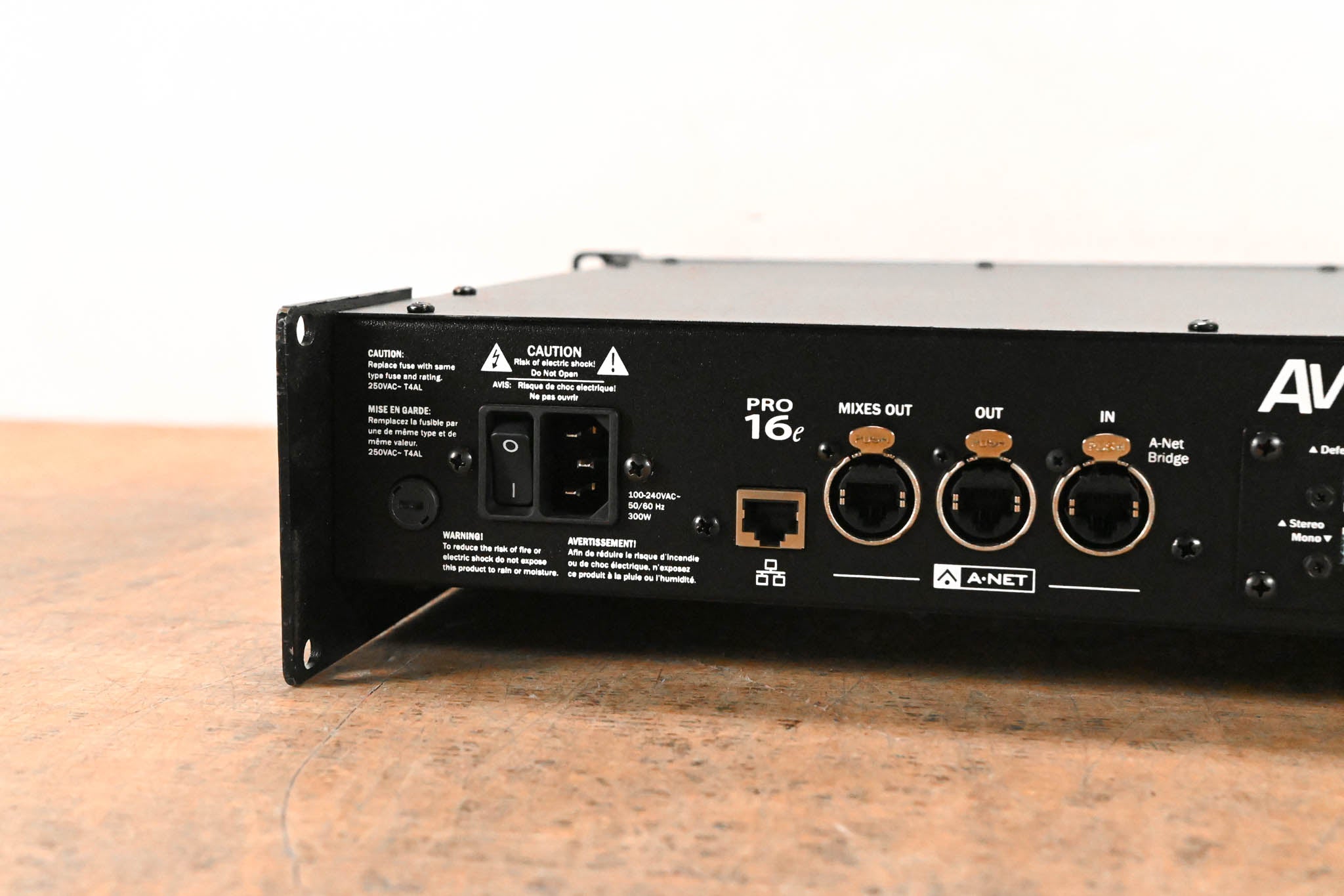 Aviom D800-Dante A-Net Distributor with Dante Connectivity