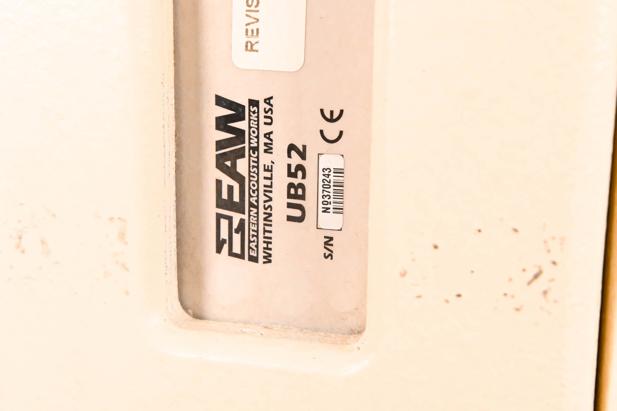 EAW UB52 Two-Way Full-Range Loudspeaker (PAIR)