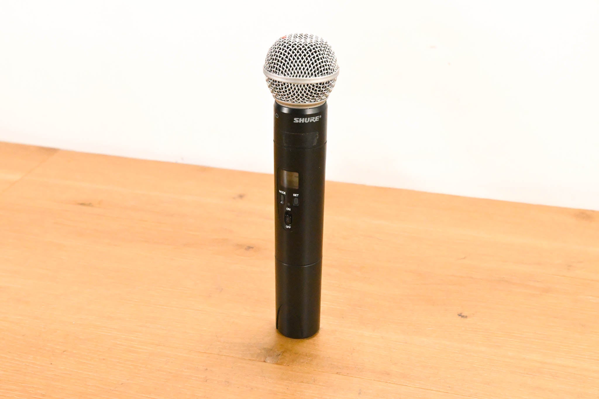 Shure ULXP24/58 Handheld Wireless System - J1 Band (NO POWER SUPPLY)